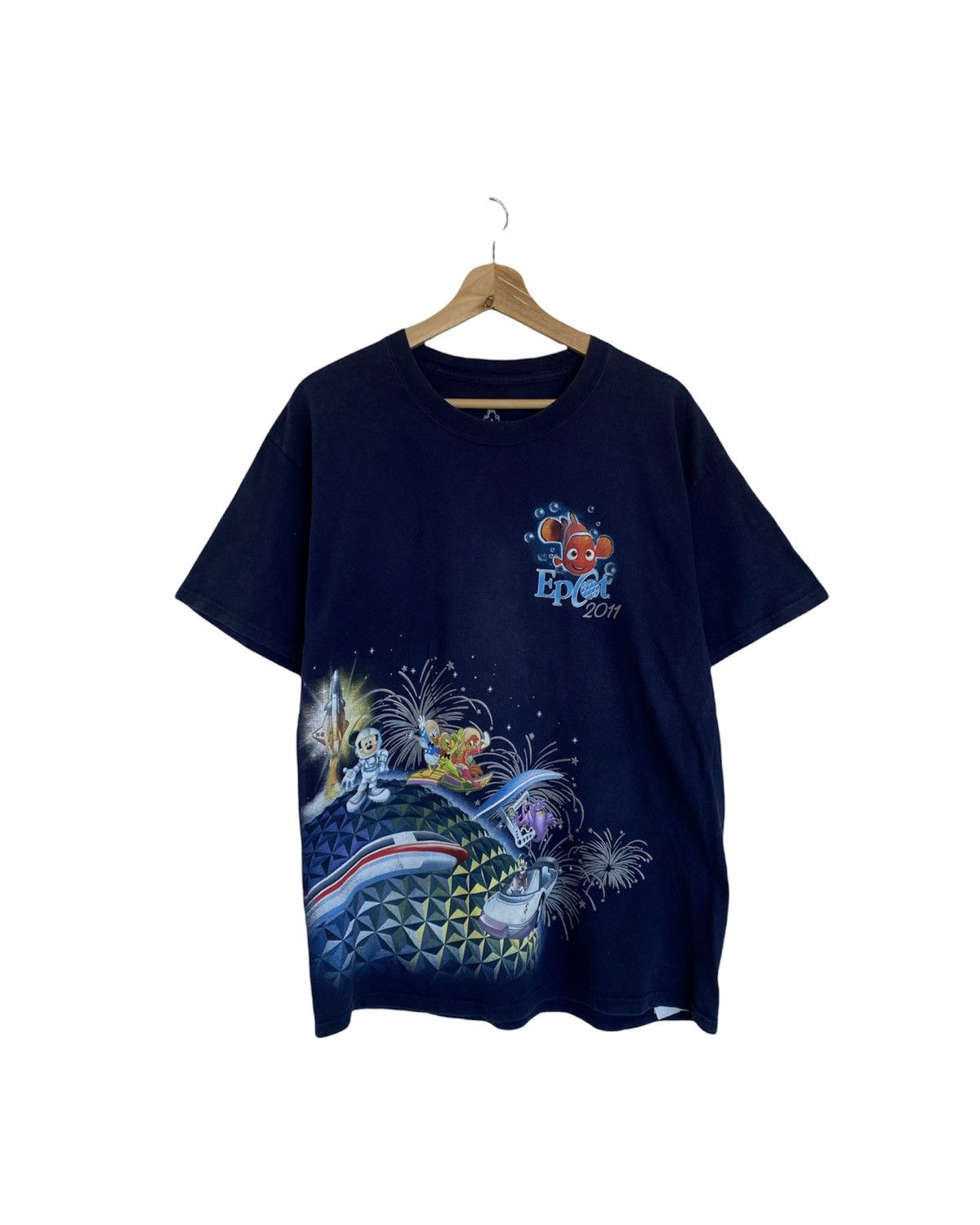 Disney × Mickey Mouse × Vintage Vintage Finding Nemo Disneyland Tshirt Size US L / EU 52-54 / 3 - 1 Thumbnail