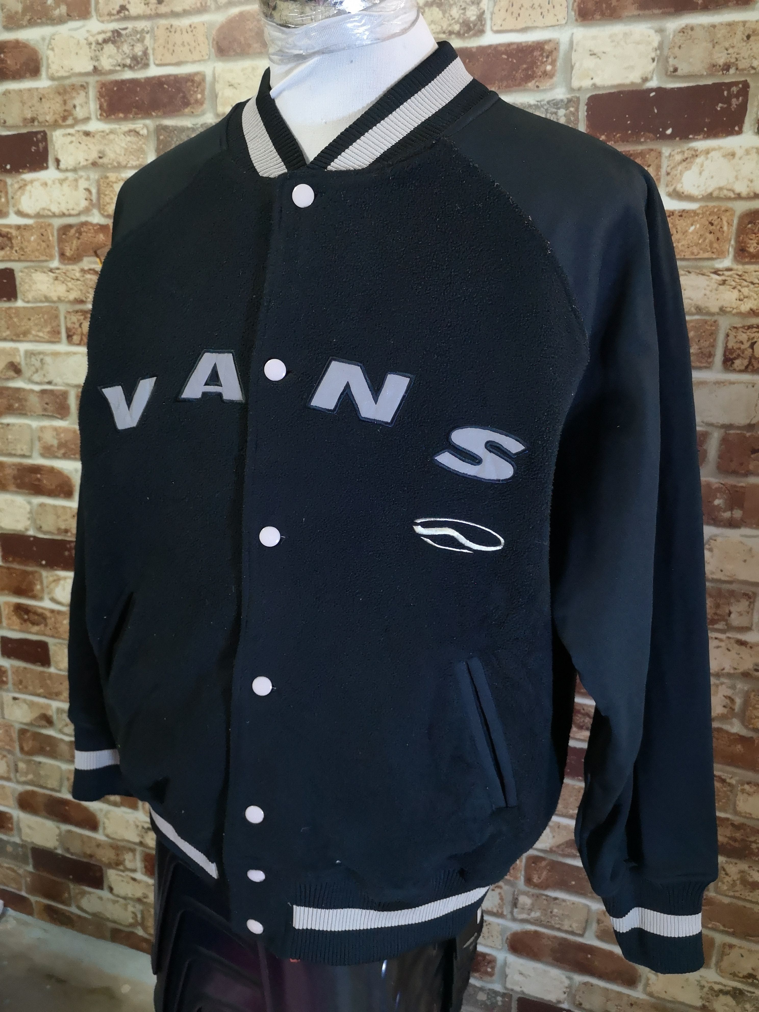 Vans 🔥VANS VARSITY Jacket reflection Logo Size US L / EU 52-54 / 3 - 3 Thumbnail