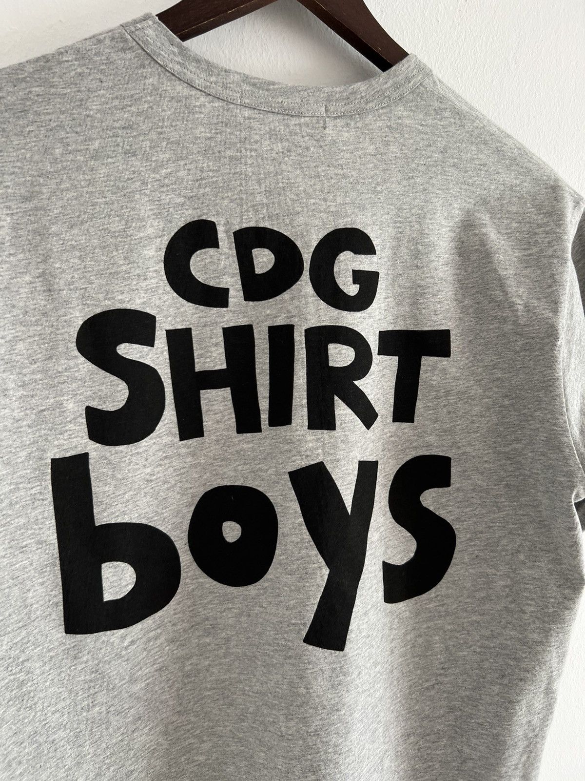 Comme des Garcons 🔥🔥Comme Des Garçons Shirt Boys Grey T-Shirt Size US M / EU 48-50 / 2 - 3 Thumbnail