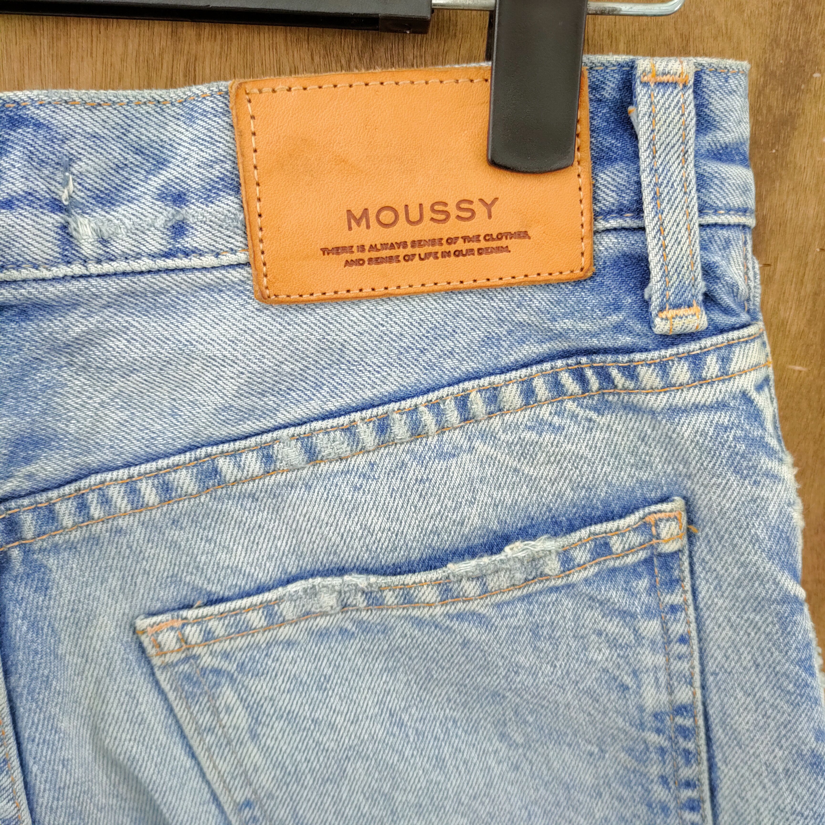 MOUSSY VINTAGE MOUSY JEANS DISTRESSED STYLE KURT COBAIN Size US 26 / EU 42 - 9 Thumbnail