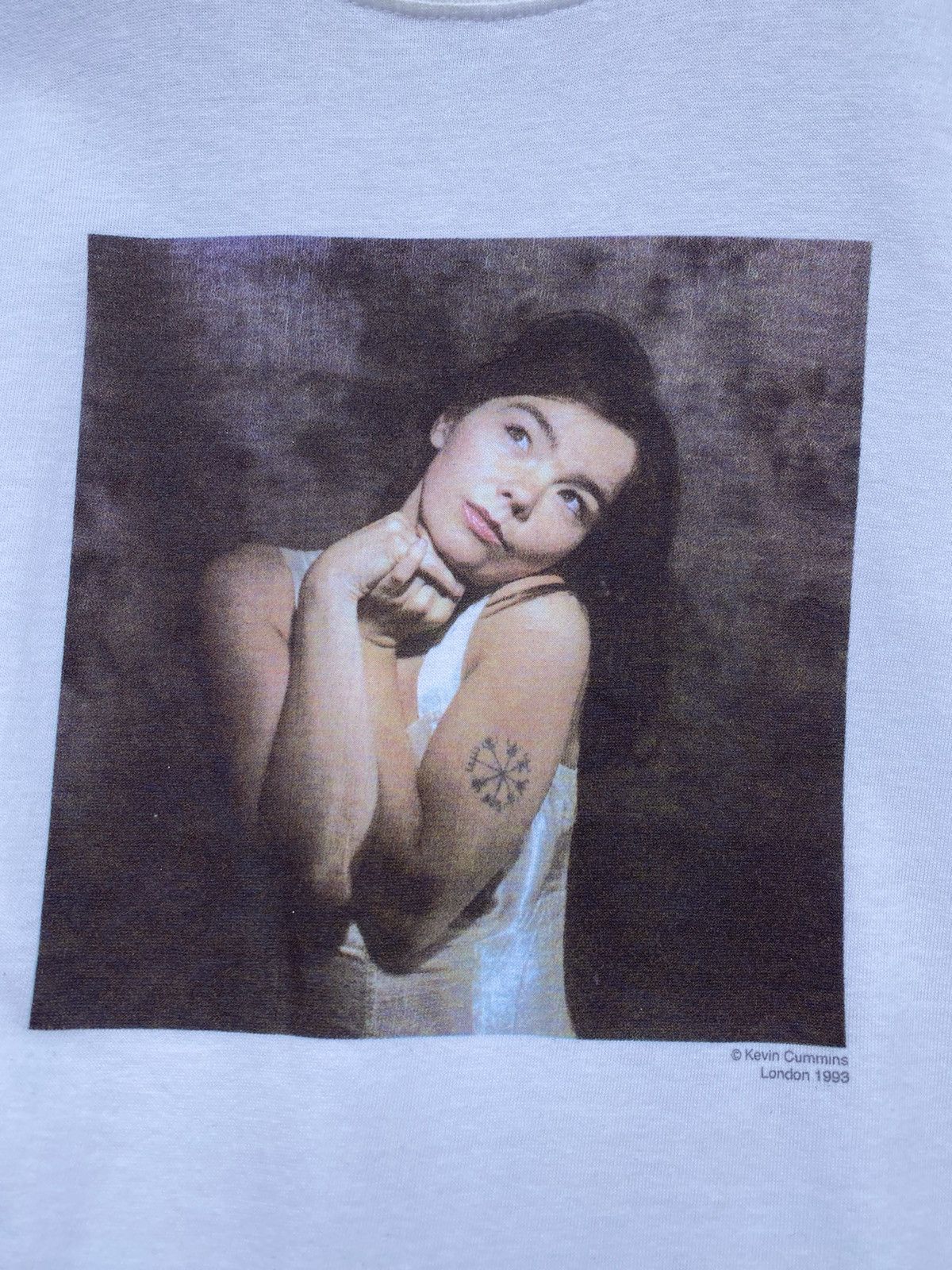 Band Tees björk x kevin cummins 1993 photography tee Size US L / EU 52-54 / 3 - 3 Thumbnail