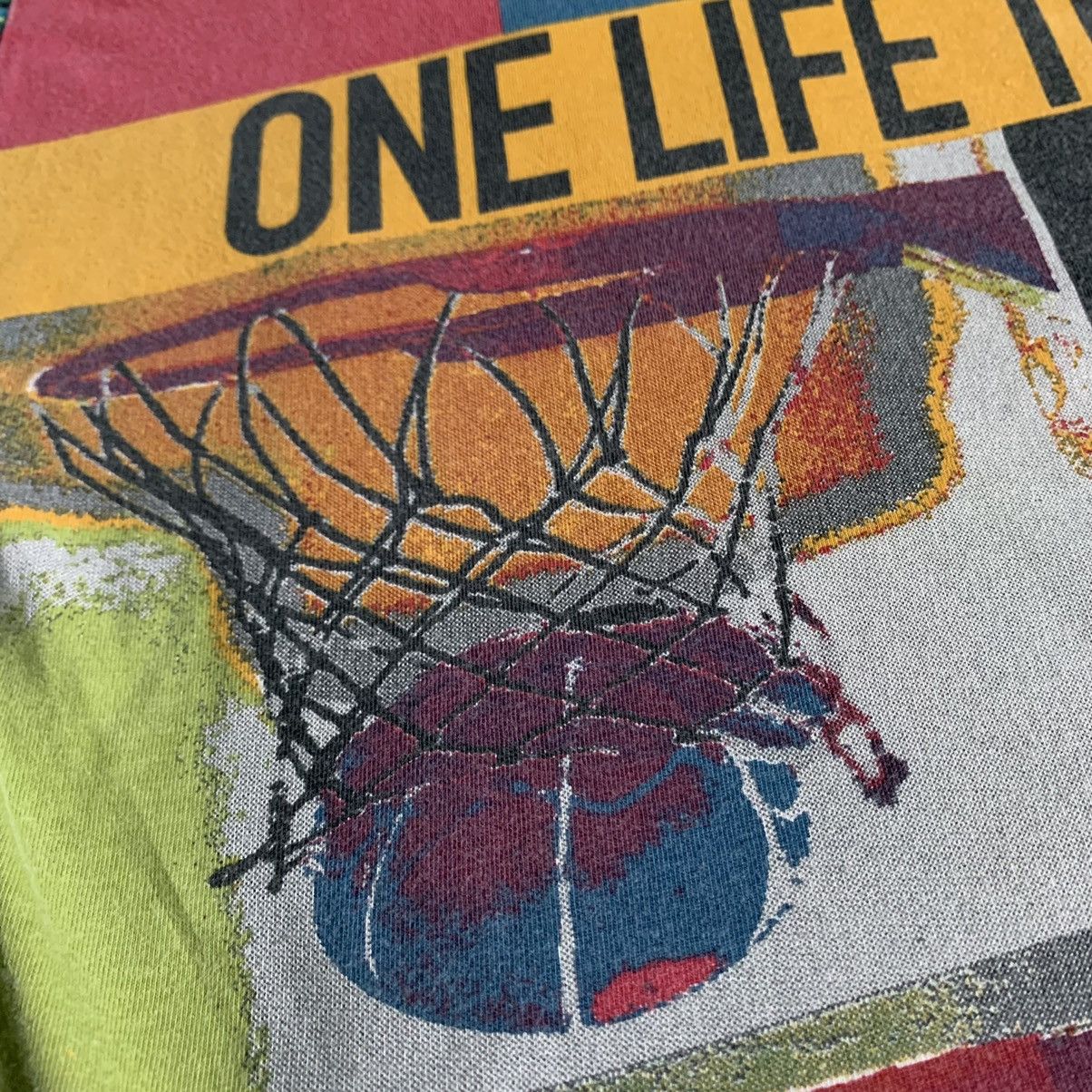Nike Vintage Nike “One life to hoop” T-Shirt Size US L / EU 52-54 / 3 - 7 Thumbnail