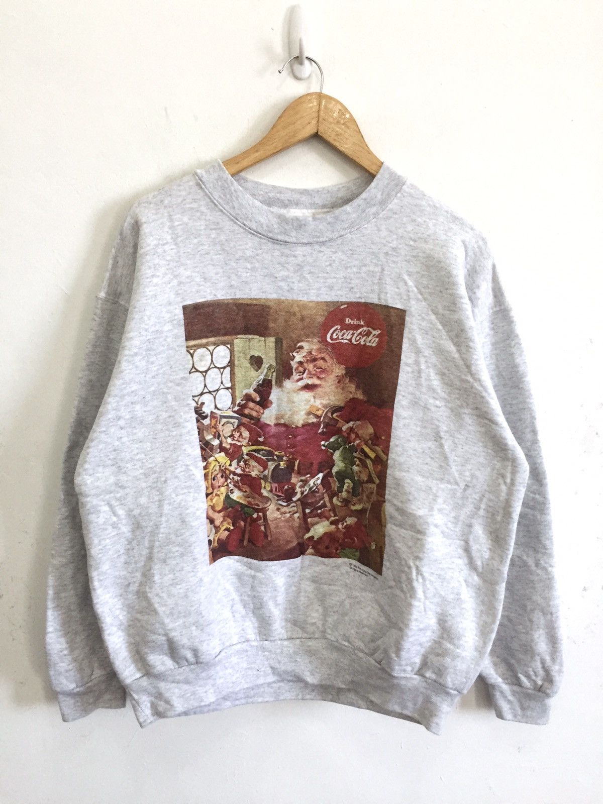 Coca Cola Vtg 1993 Coke Christmas Santa Sweatshirt Jumper Size US L / EU 52-54 / 3 - 1 Thumbnail