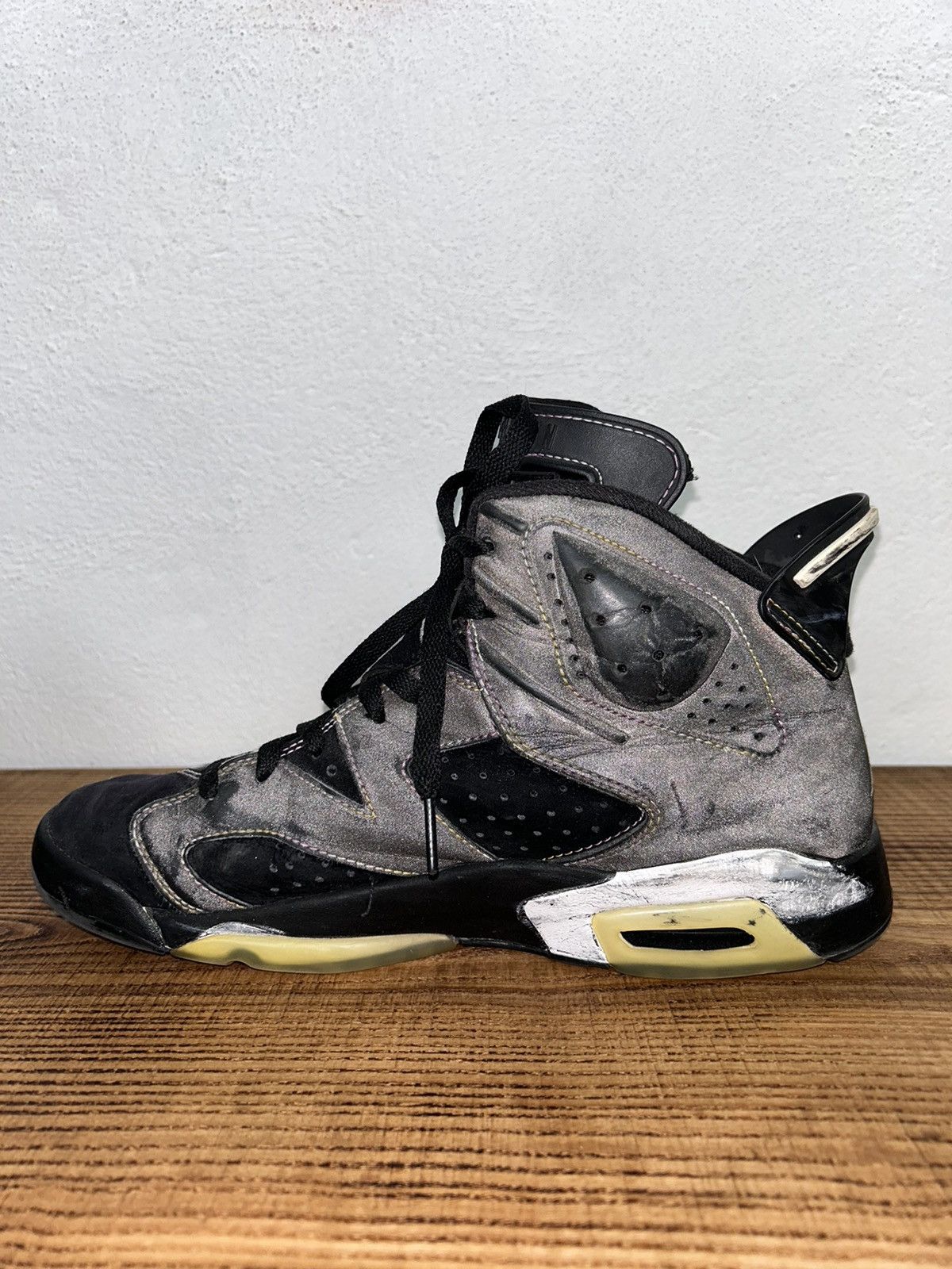 Jordan Brand Vintage 2009 Jordan 6 Retro Reflective Sneaker "Lakers" Size US 8.5 / EU 41-42 - 21 Thumbnail