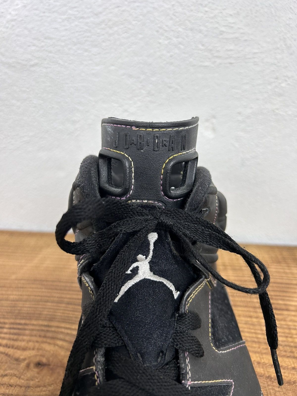 Jordan Brand Vintage 2009 Jordan 6 Retro Reflective Sneaker "Lakers" Size US 8.5 / EU 41-42 - 15 Thumbnail