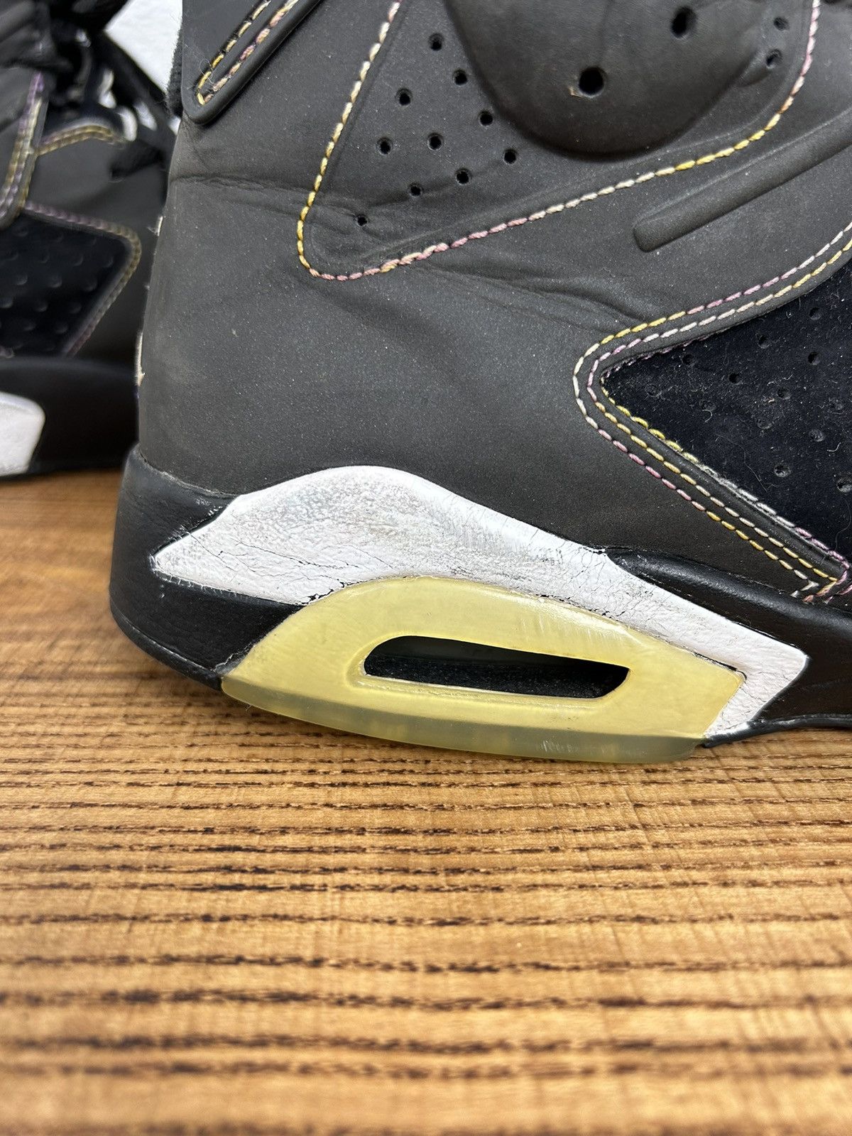 Jordan Brand Vintage 2009 Jordan 6 Retro Reflective Sneaker "Lakers" Size US 8.5 / EU 41-42 - 3 Thumbnail
