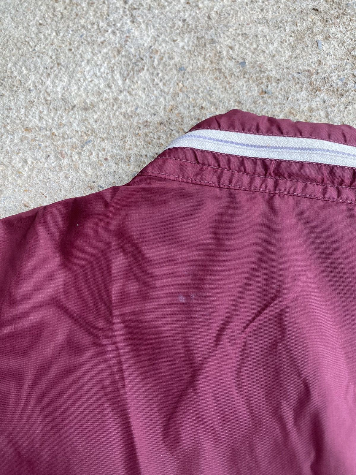 Champion × Vintage Vintage 70’s Champion Bridgewater College Zip Windbreaker Size US L / EU 52-54 / 3 - 9 Thumbnail