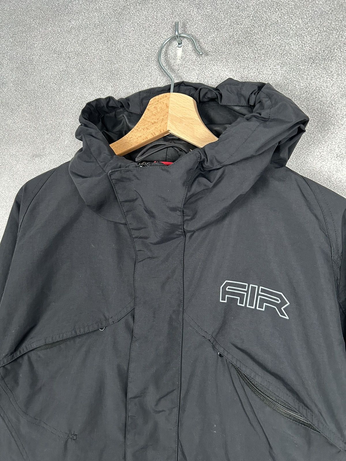 Nike Vintage Nike Air Light Jacket Swoosh Retro Size US S / EU 44-46 / 1 - 3 Thumbnail