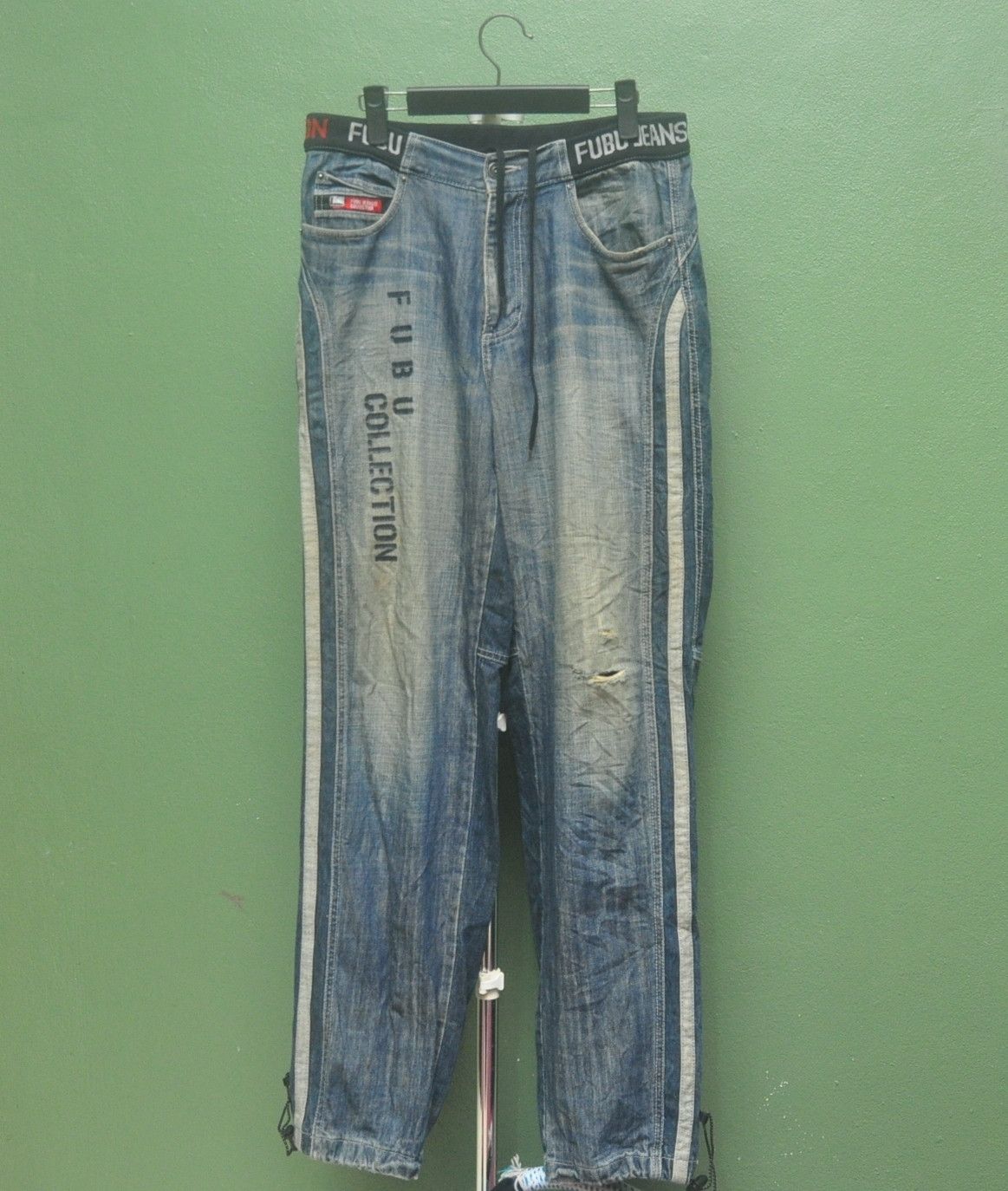 Fubu Vintage Fubu Jeans Hip Hop Denim Fashion Style Size US 34 / EU 50 - 1 Thumbnail