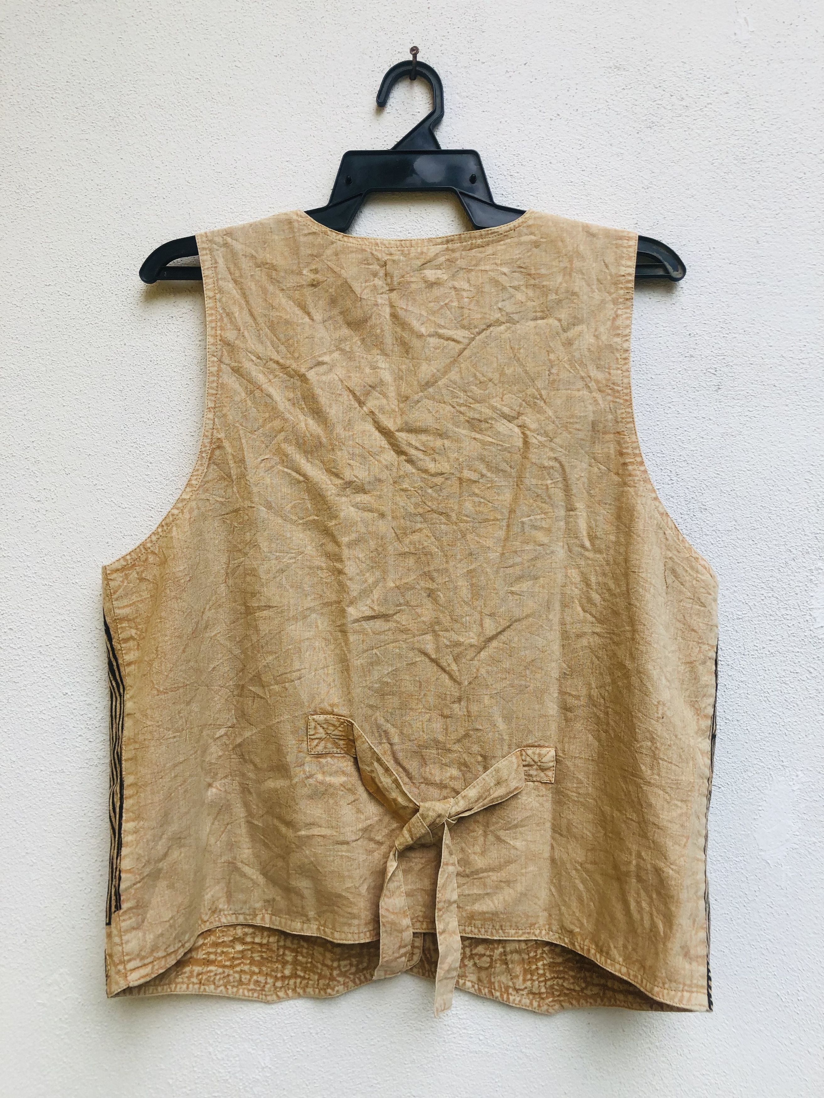Japanese Brand × Vintage Vintage Venticello Big Face Vest Designer Fashion Style Size US L / EU 52-54 / 3 - 2 Thumbnail