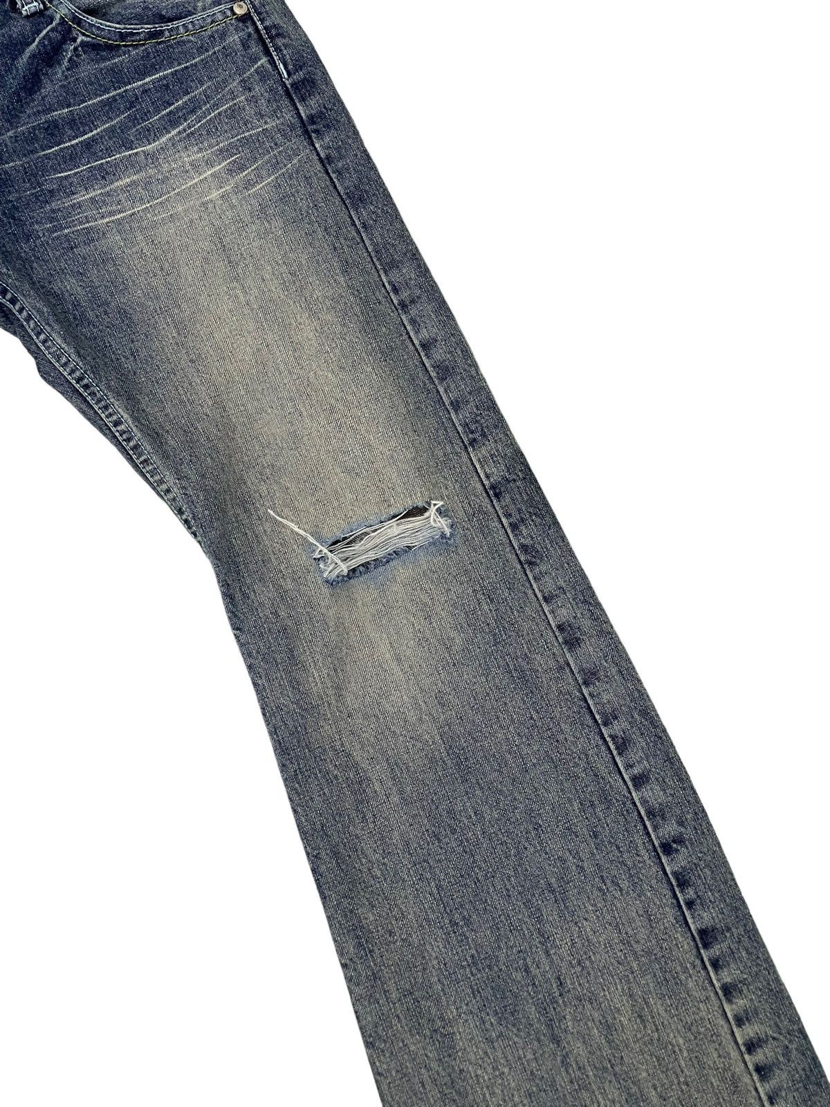 Japanese Brand Flare Jeans Boycott Distress Denim Low Rise Boot Cut 1🟦8 Size US 30 / EU 46 - 7 Thumbnail