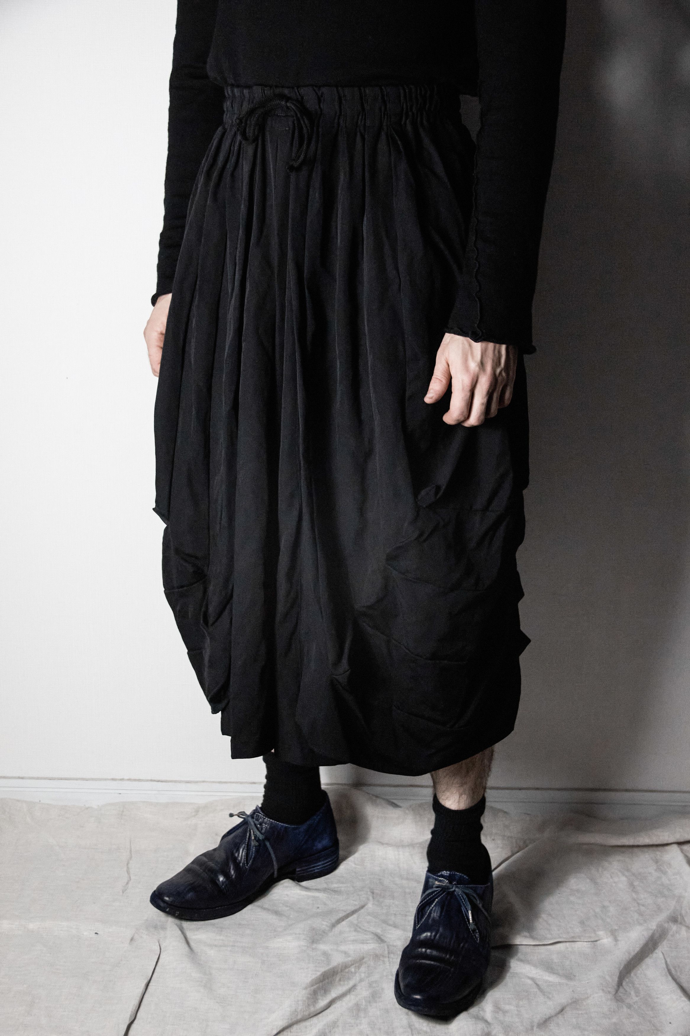 Yohji Yamamoto Yohji Yamamoto AW16 Pleated Balloon Pants FOP18100