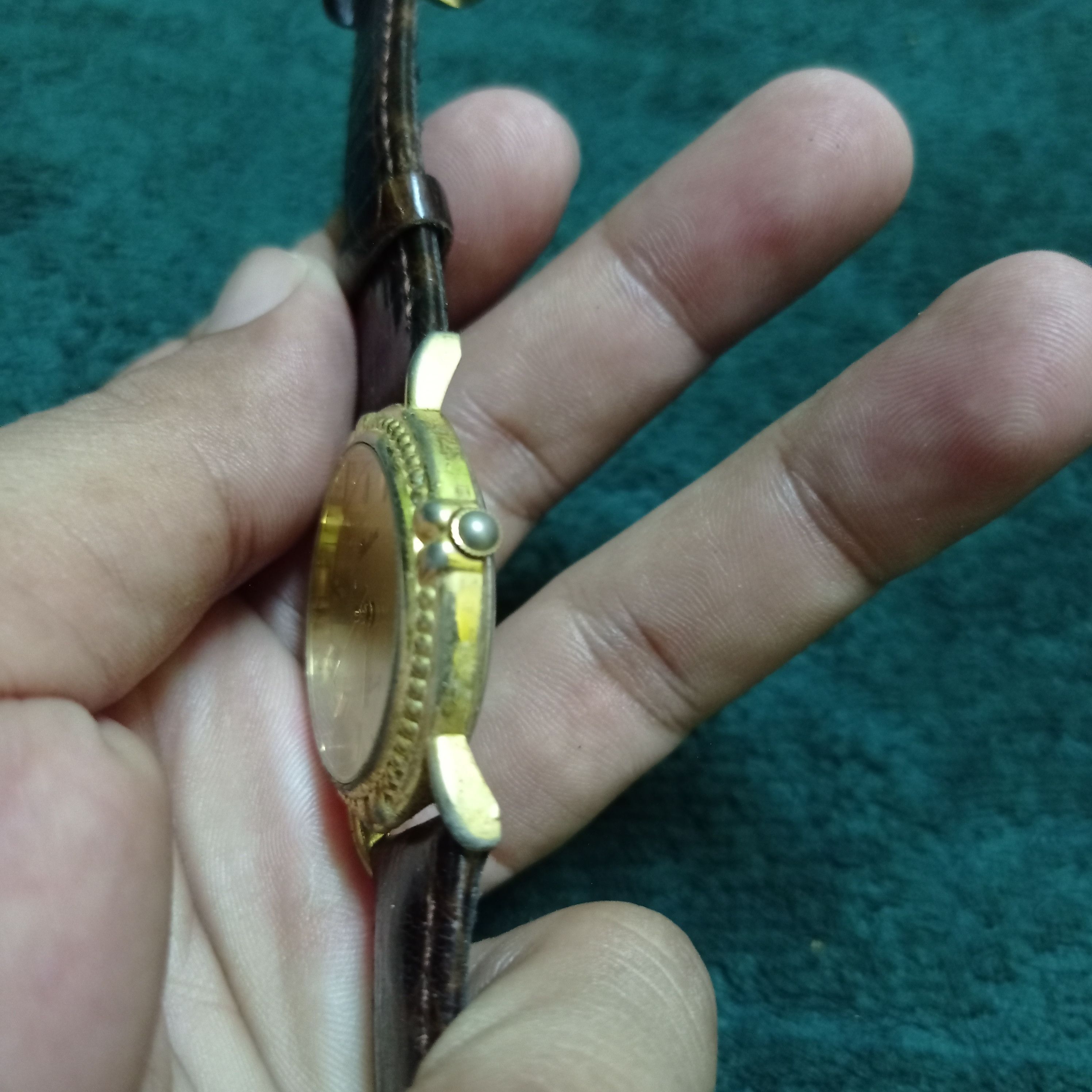 Japanese Brand Retro Old watch by BESTIME QUARTZ ❌ JAPANESE WATCH Size ONE SIZE - 11 Thumbnail