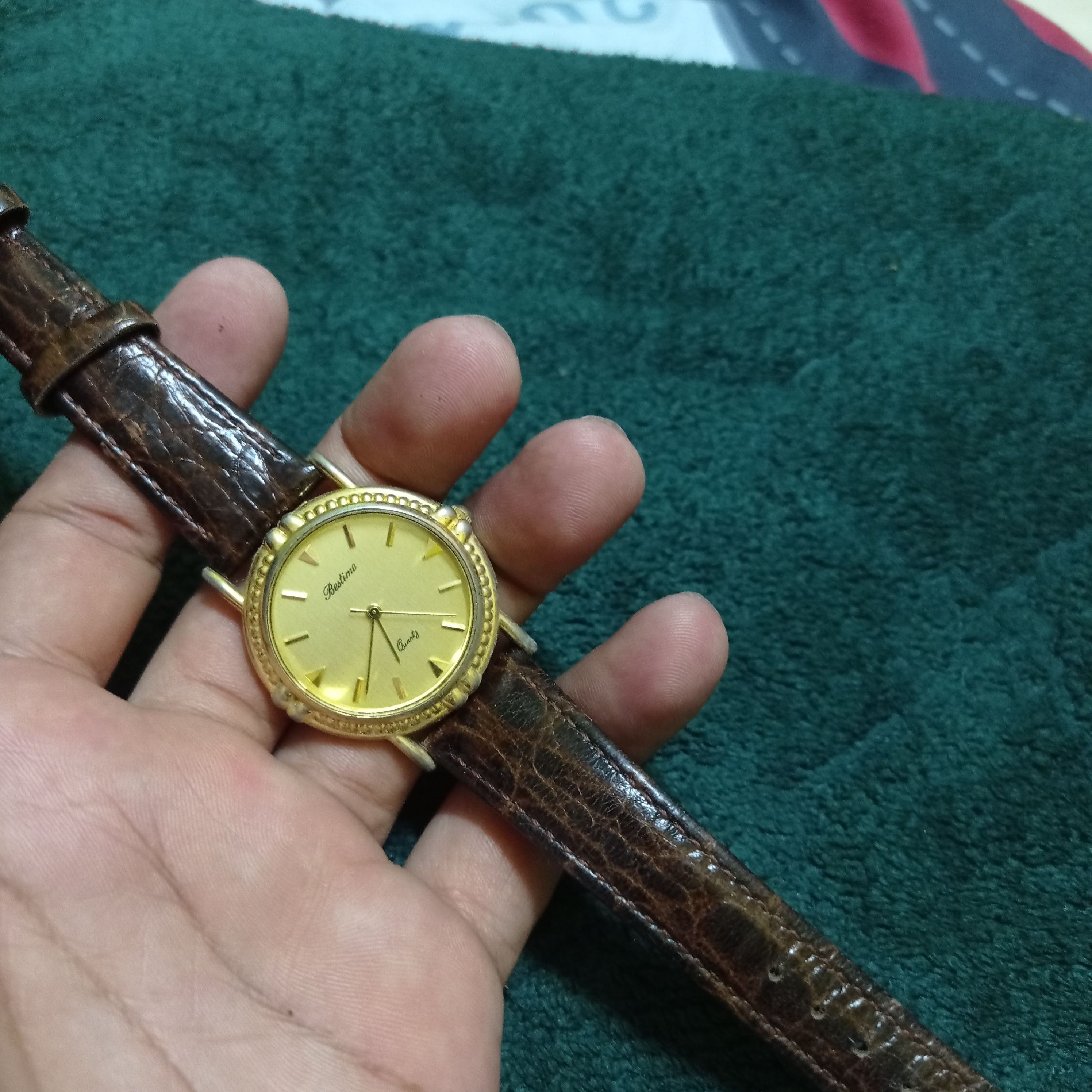 Japanese Brand Retro Old watch by BESTIME QUARTZ ❌ JAPANESE WATCH Size ONE SIZE - 7 Thumbnail