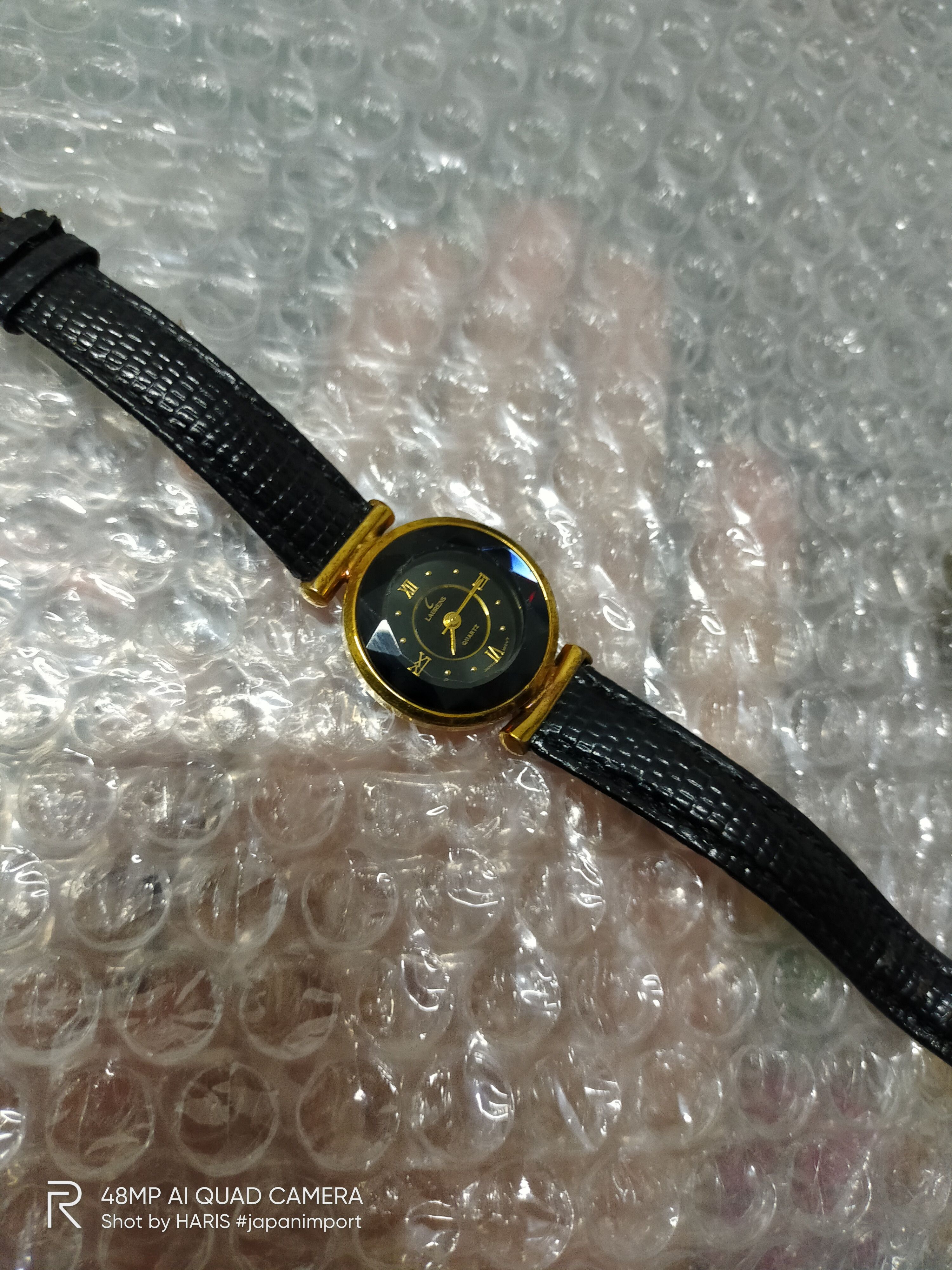 Vintage RETRO Laurus watch for ladies (LUXURY JAPAN WATCH) Size ONE SIZE - 4 Thumbnail