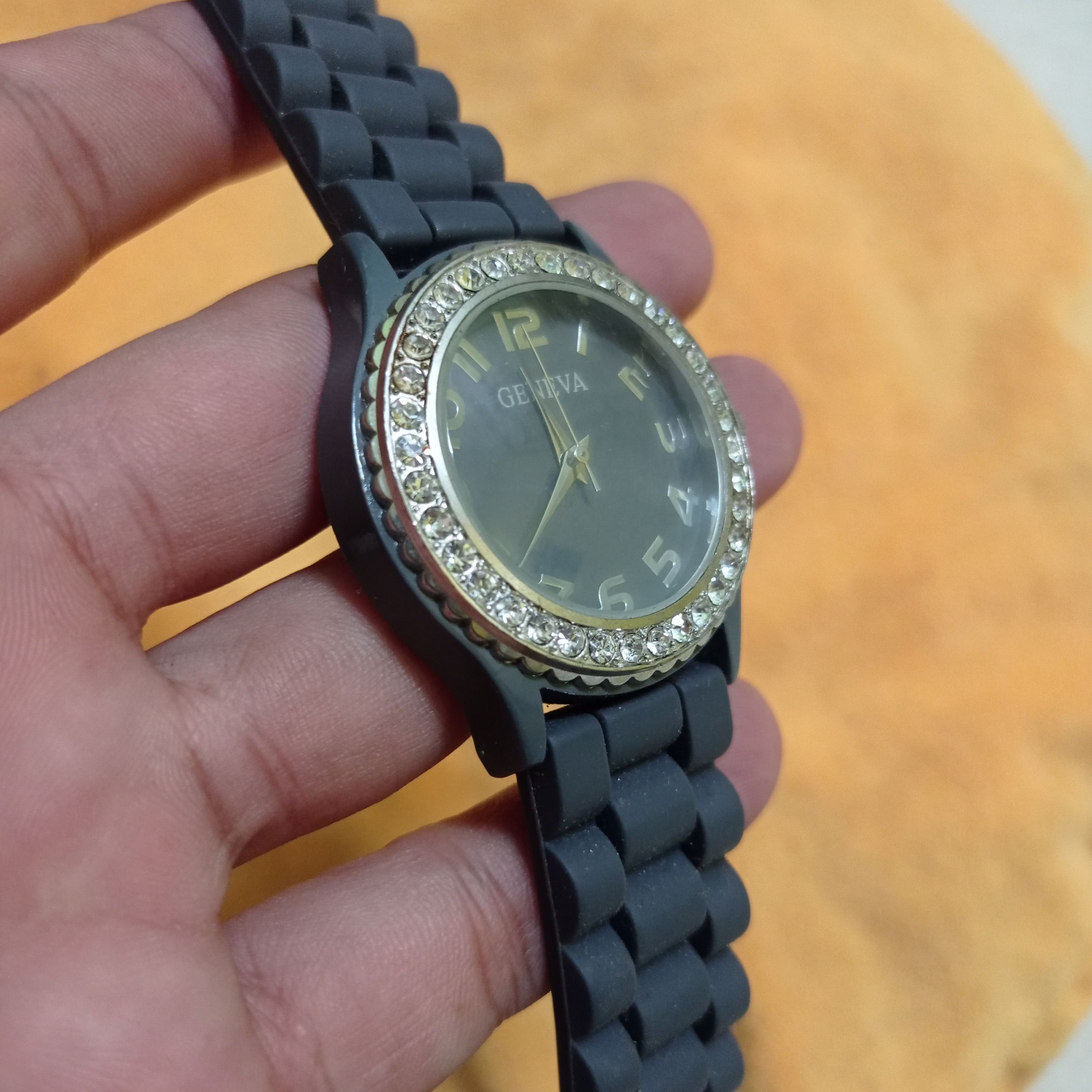 Japanese Brand RETRO GENEVA WATCH ❌ JAPAN MOVEMENT ENGINE Size ONE SIZE - 6 Thumbnail