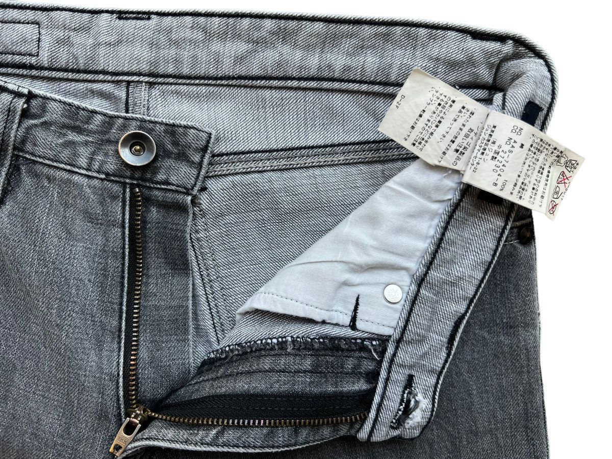 Vintage Jun Takahashi Denim Jeans Jun Men Grey Denim Jeans 29x27.5 Size US 29 - 8 Thumbnail