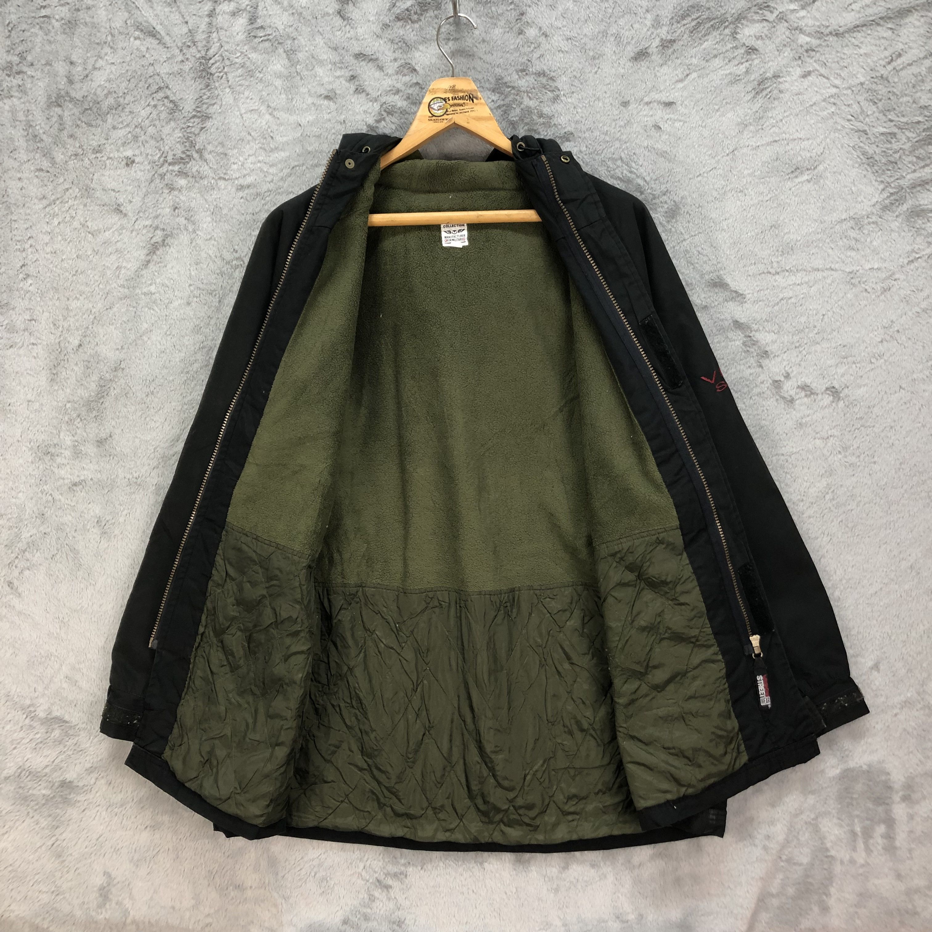 Vision Streetwear VISION STREETWEAR SNOWBOARD JACKET #5499-193 Size US XL / EU 56 / 4 - 9 Thumbnail