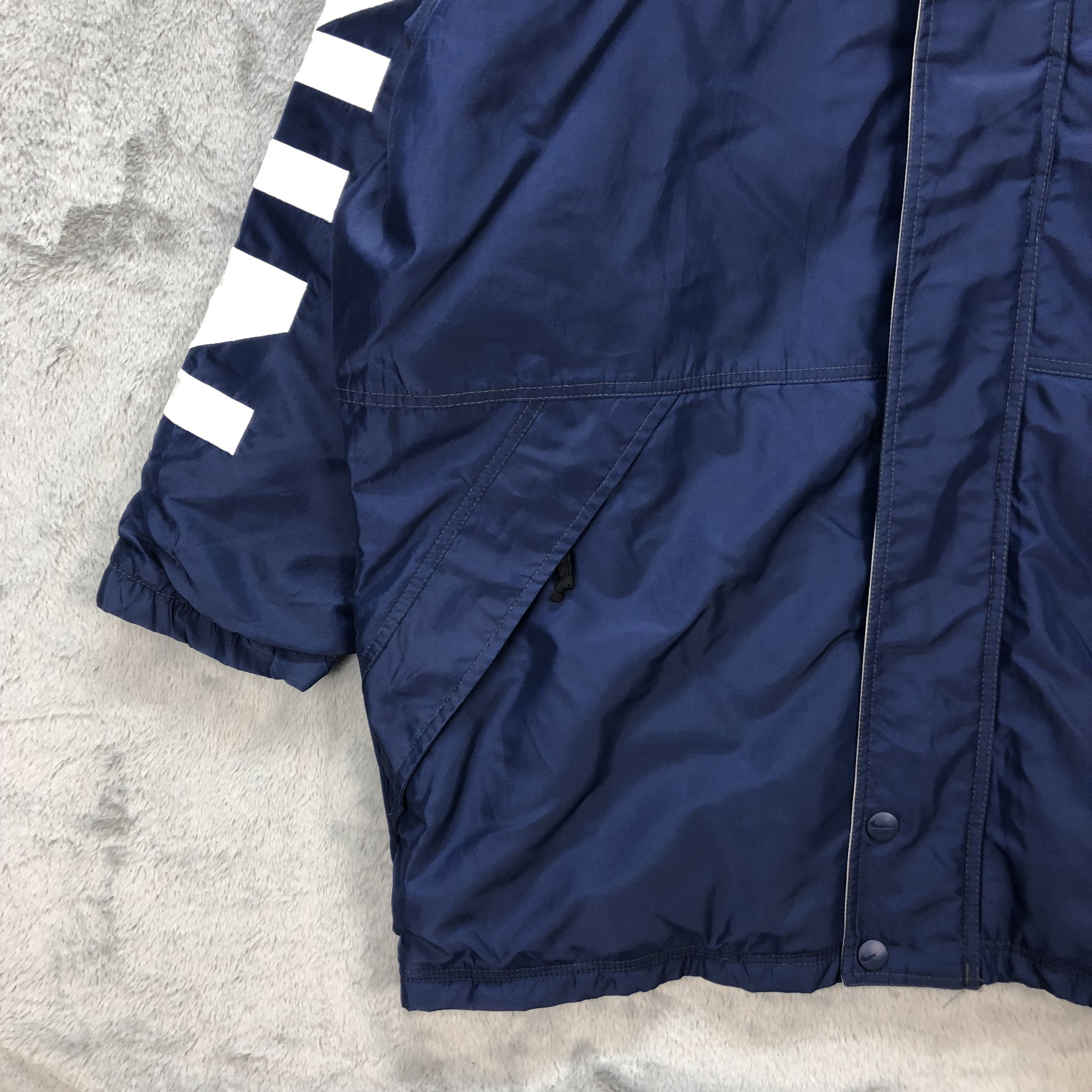 Nike VINTAGE NIKE SLEEVE BIG LOGO PARKA #5520-195 Size US XL / EU 56 / 4 - 6 Thumbnail