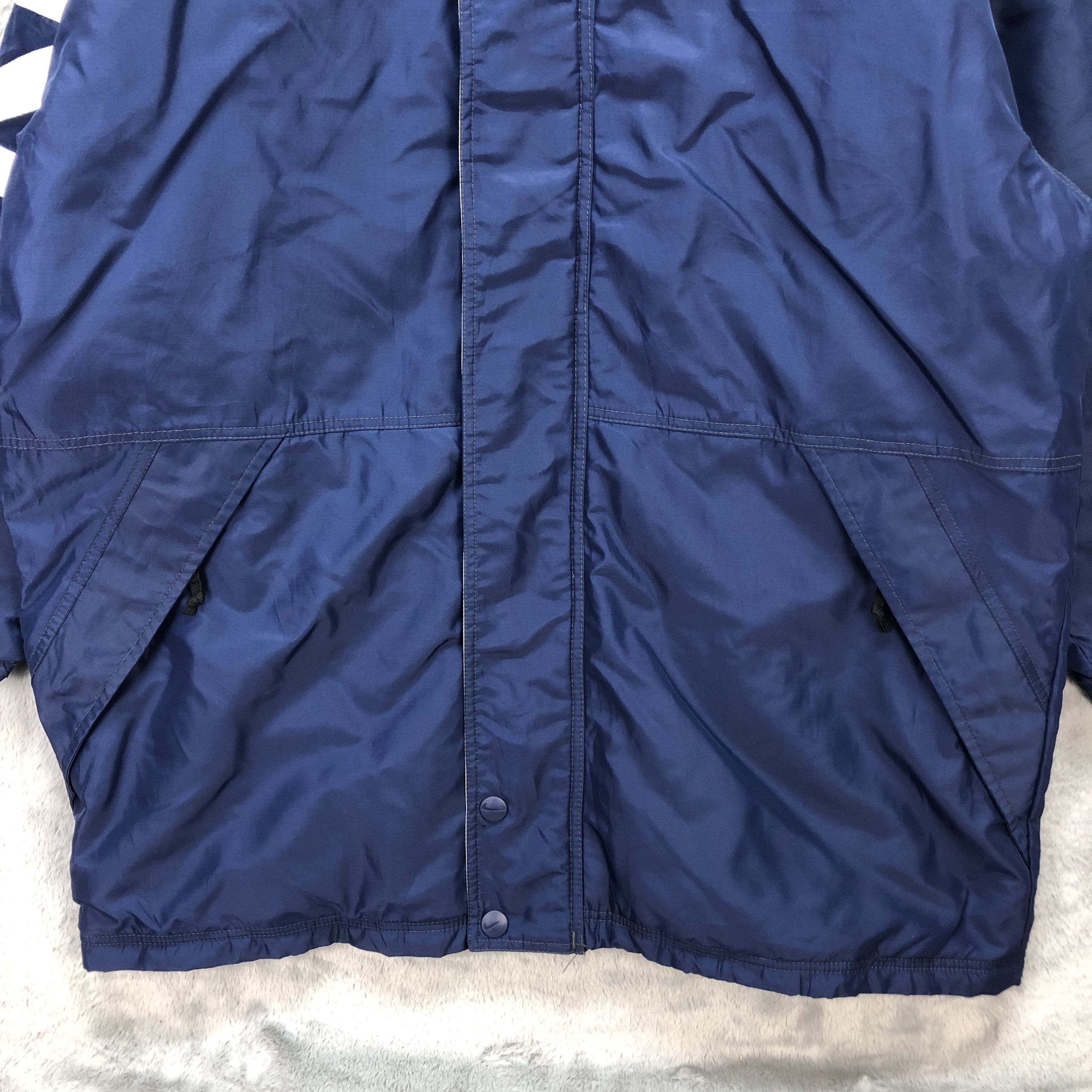 Nike VINTAGE NIKE SLEEVE BIG LOGO PARKA #5520-195 Size US XL / EU 56 / 4 - 5 Thumbnail