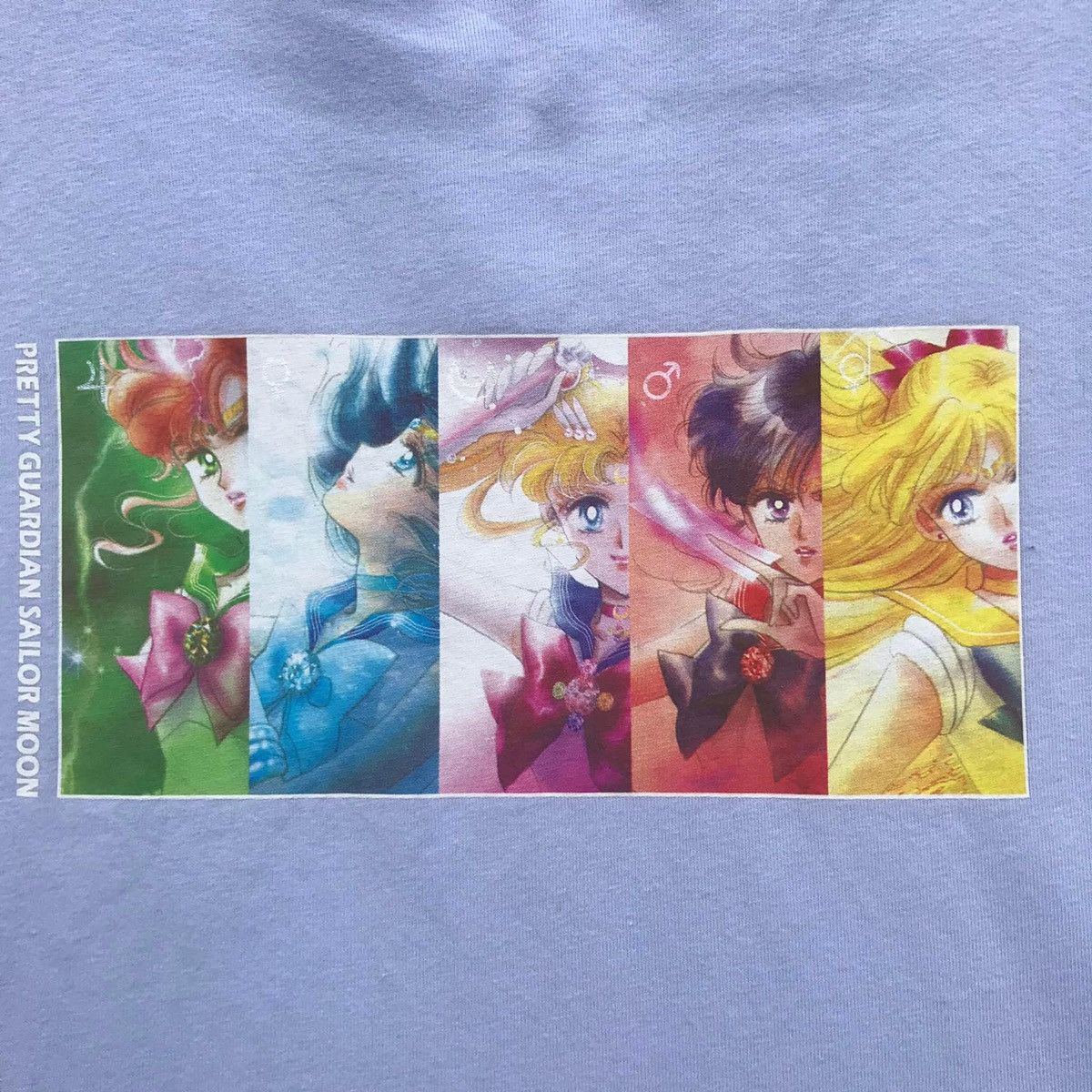 Uniqlo RARE🔥 Sailormoon Size L / US 10 / IT 46 - 3 Thumbnail