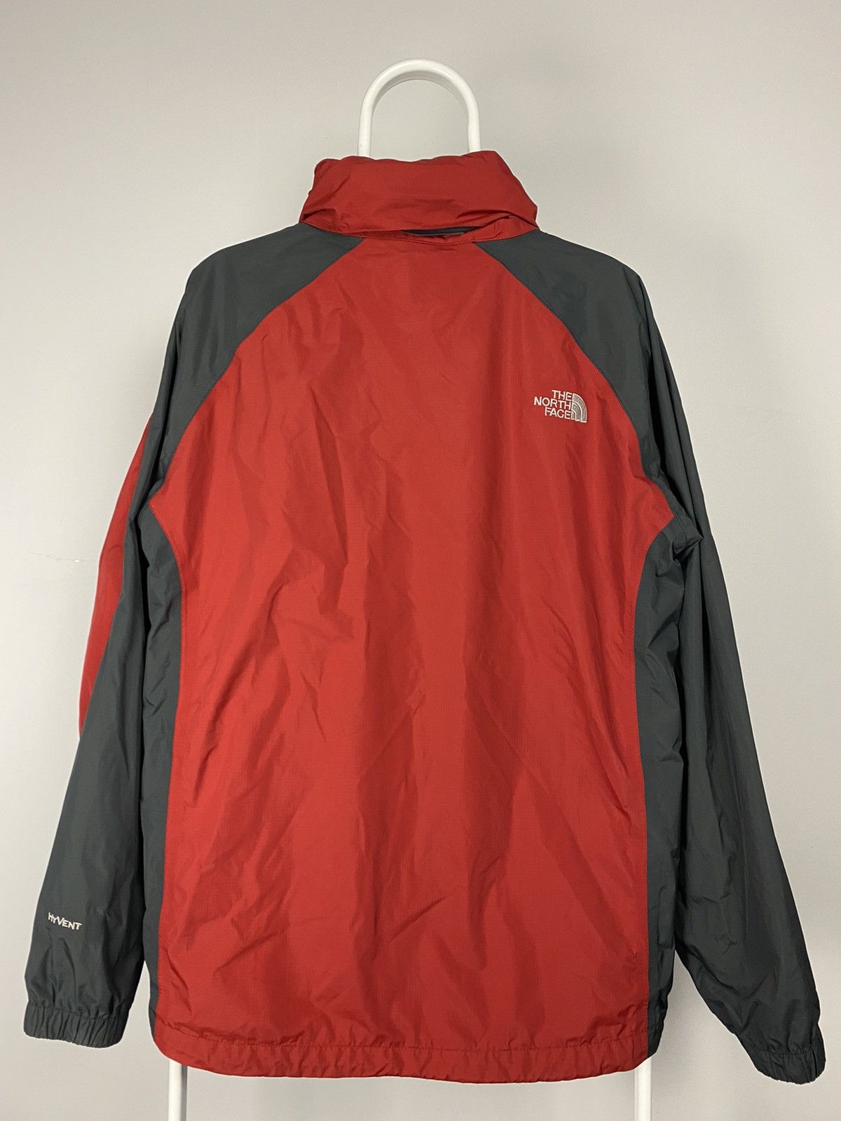 The North Face The North Face HyVent windbreaker jacket vintage red TNF Size US M / EU 48-50 / 2 - 9 Thumbnail