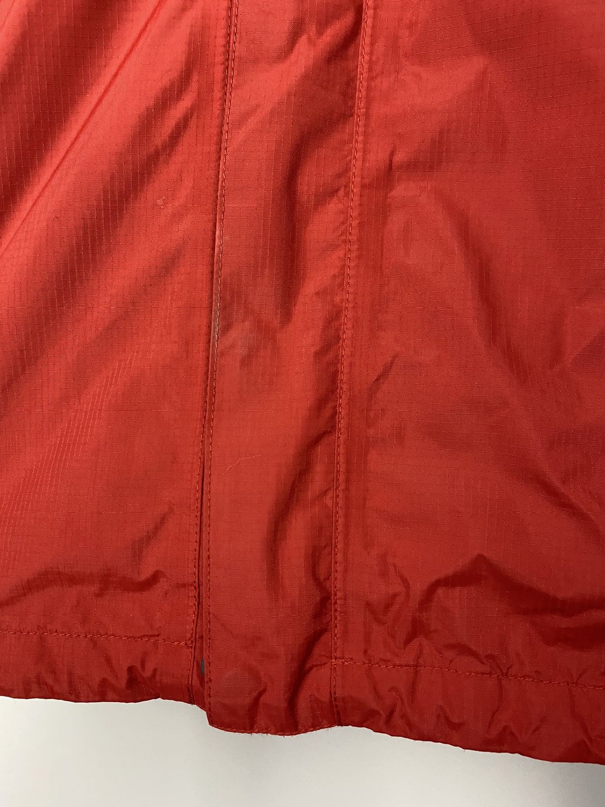 The North Face The North Face HyVent windbreaker jacket vintage red TNF Size US M / EU 48-50 / 2 - 8 Thumbnail