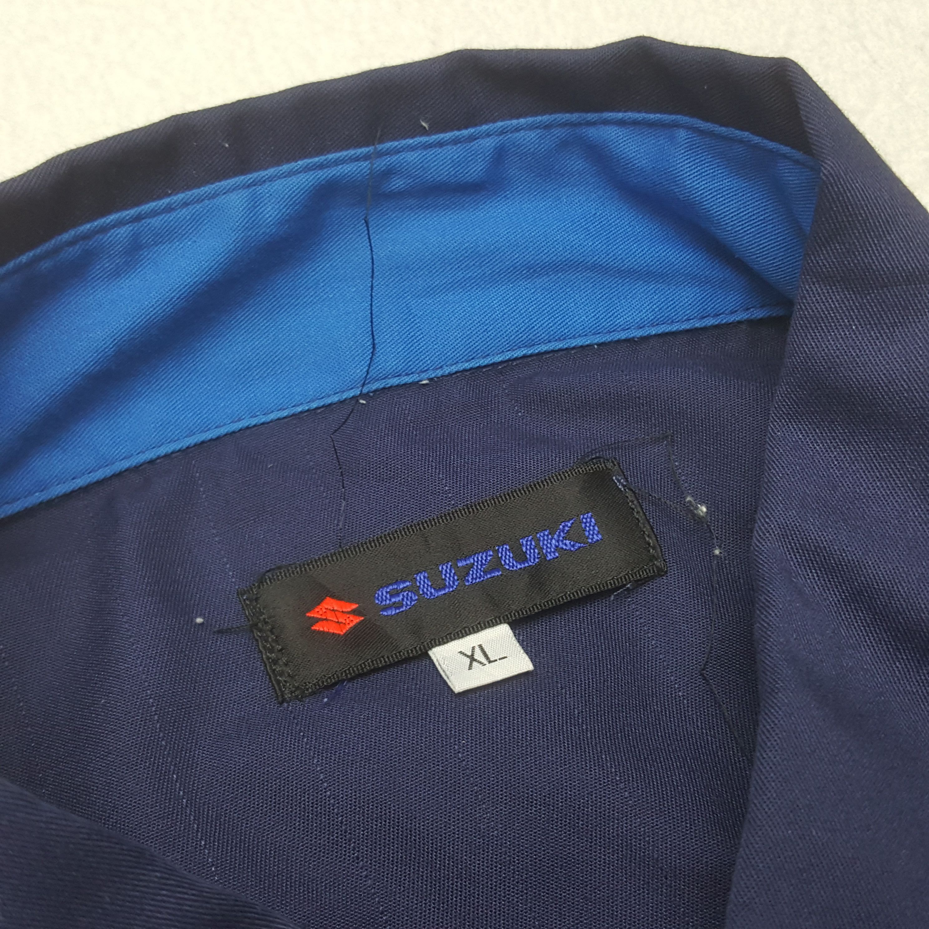 Vintage Vintage SUZUKI Racing Team Motorsport Staff Shirt Size US XL / EU 56 / 4 - 6 Thumbnail