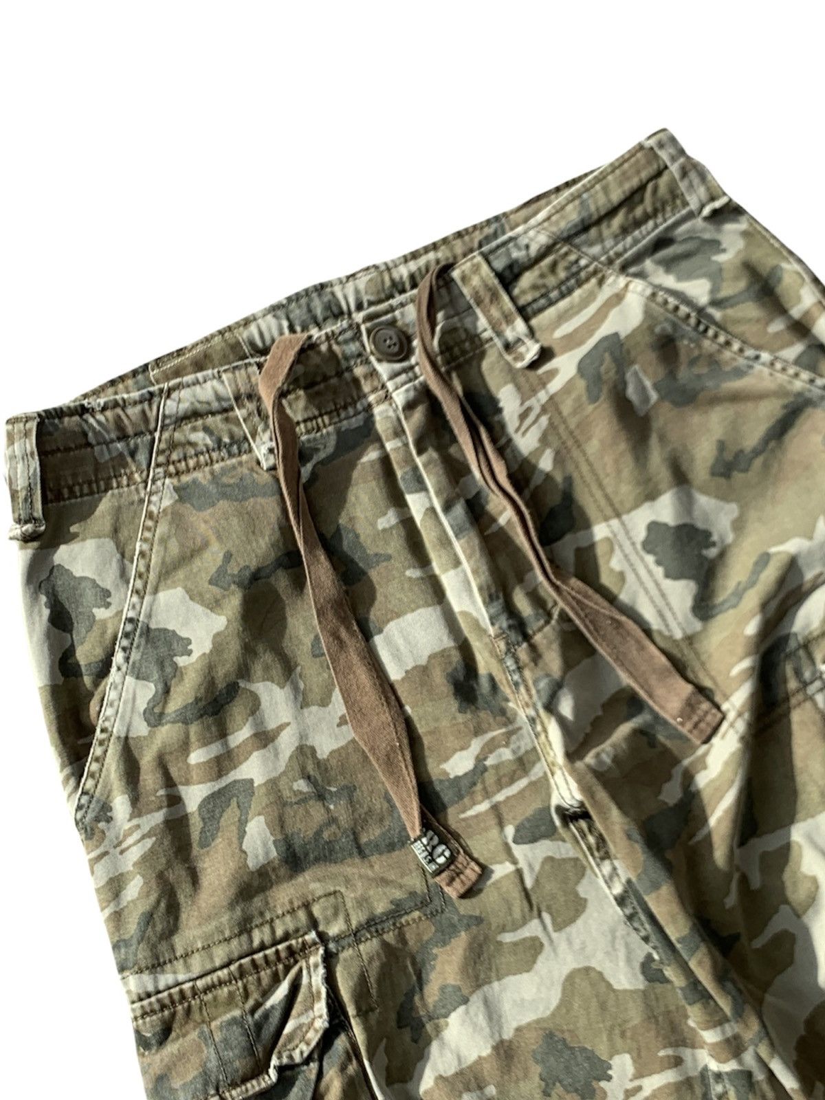 Japanese Brand Real Crush Camouflage Multi Pocket Parachute Cargo Pant Size US 31 - 5 Thumbnail