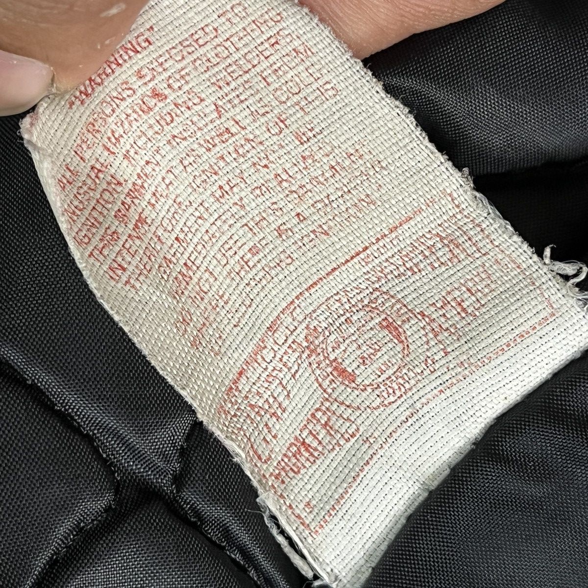 Carhartt × Vintage Distressed Vintage Carhartt Detroit Vest Ripped Made In USA Size US L / EU 52-54 / 3 - 13 Thumbnail
