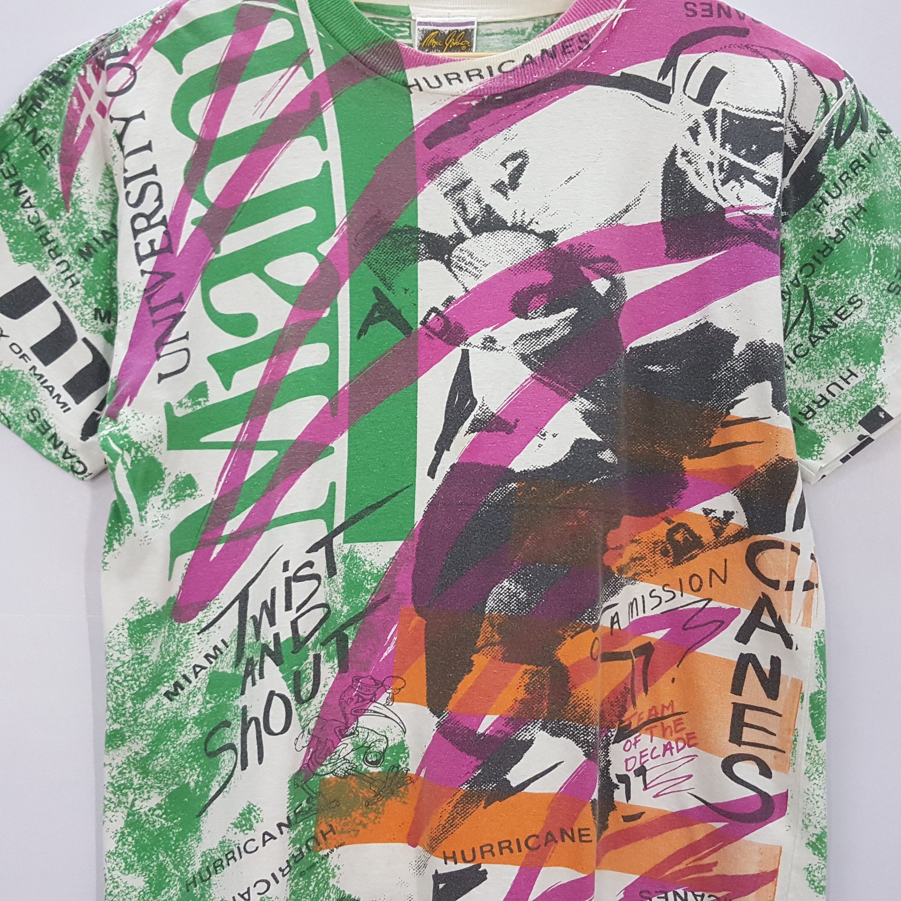 NBA × NFL × Vintage Vintage 90s NFL American Football Miami Club fullprint tees Size US L / EU 52-54 / 3 - 4 Thumbnail