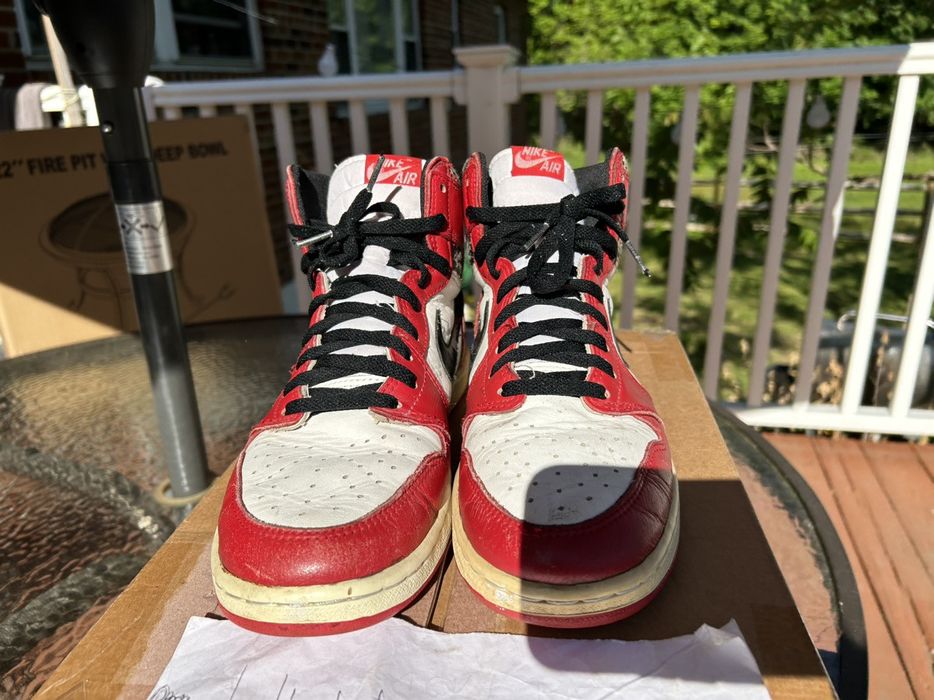 1985 air jordan chicago 1's
