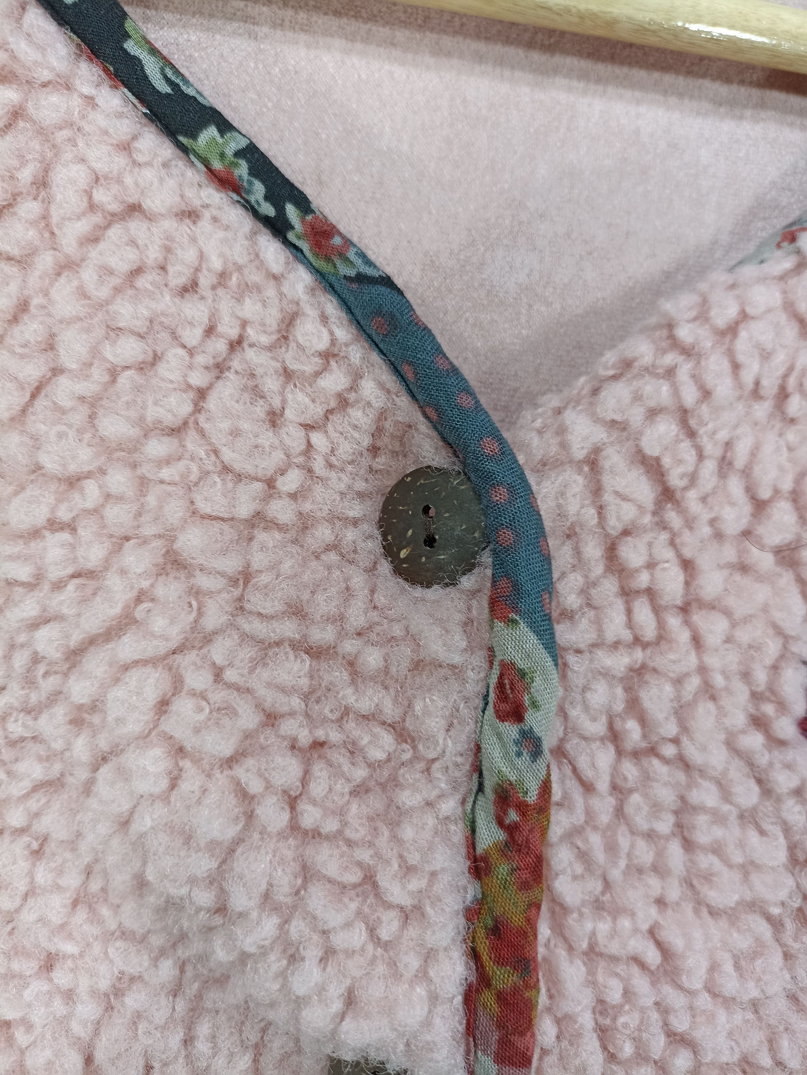 Japanese Brand × Vintage Unbrand Sherpa Flower Cardigan Vest Size US L / EU 52-54 / 3 - 4 Thumbnail