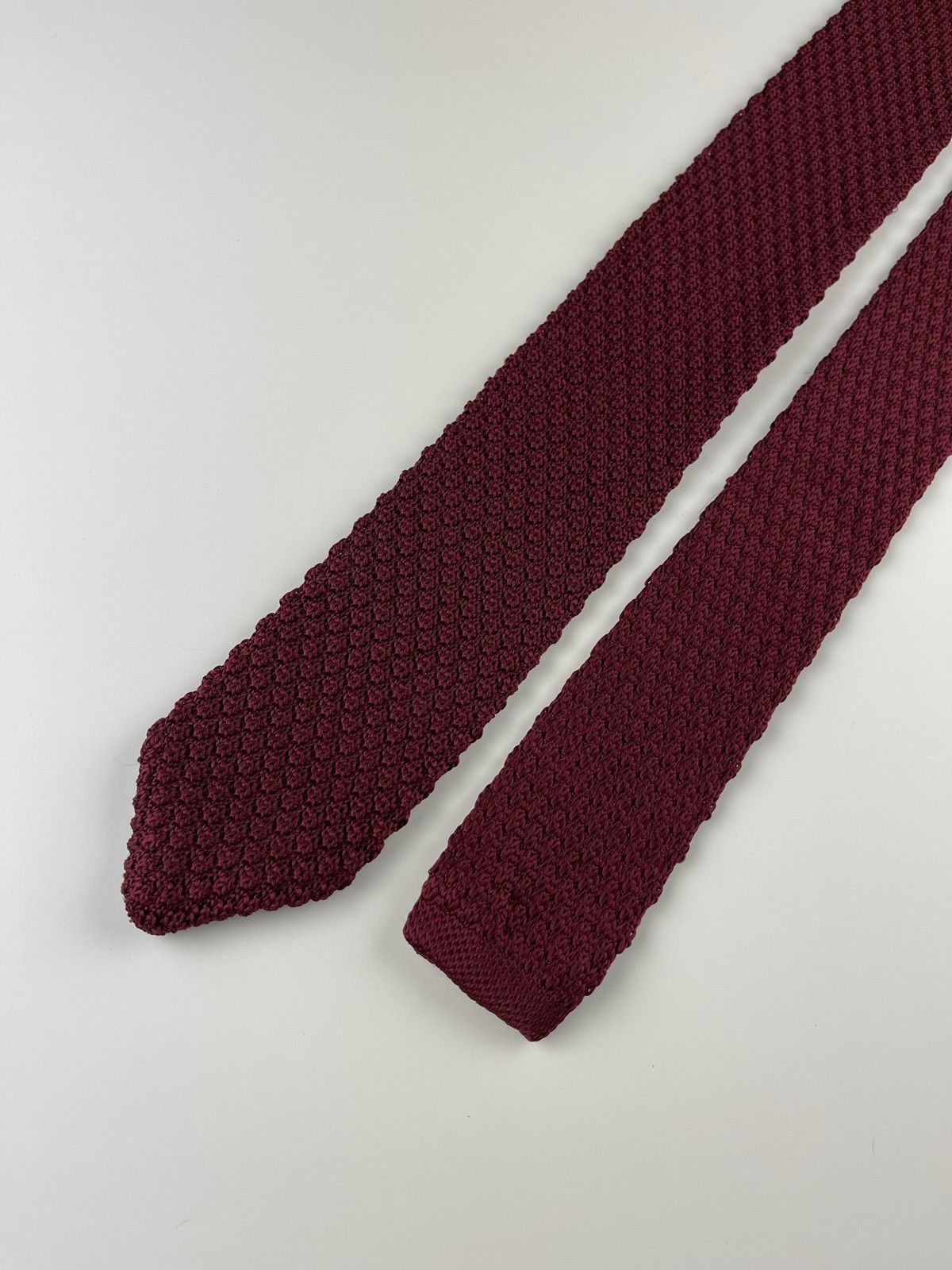 Other Men’s Burgundy Knit Necktie & Navy Floral Pocket Square Size ONE SIZE - 5 Thumbnail