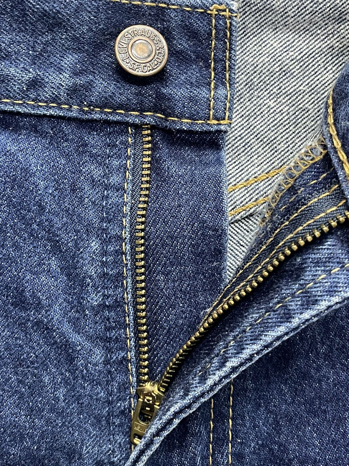 Levi's × Vintage Vintage Levi’s 505 Regular Fit Denim With Braided Belt Japan Size US 32 / EU 48 - 8 Thumbnail
