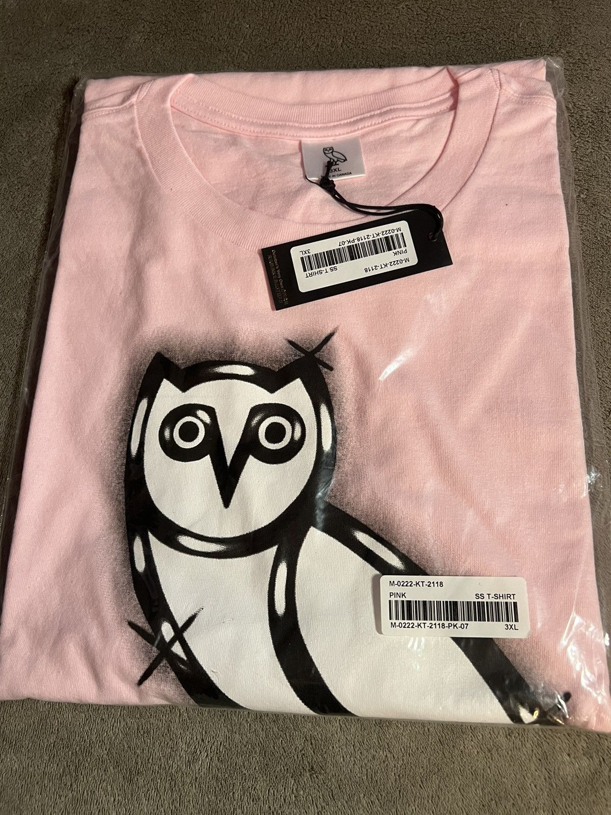 Hypebeast × October's Very Own **SIZE 3XL** OVO T-SHIRT SMOKE OG OWL TEE BRAND NEW Size US XXL / EU 58 / 5 - 1 Thumbnail