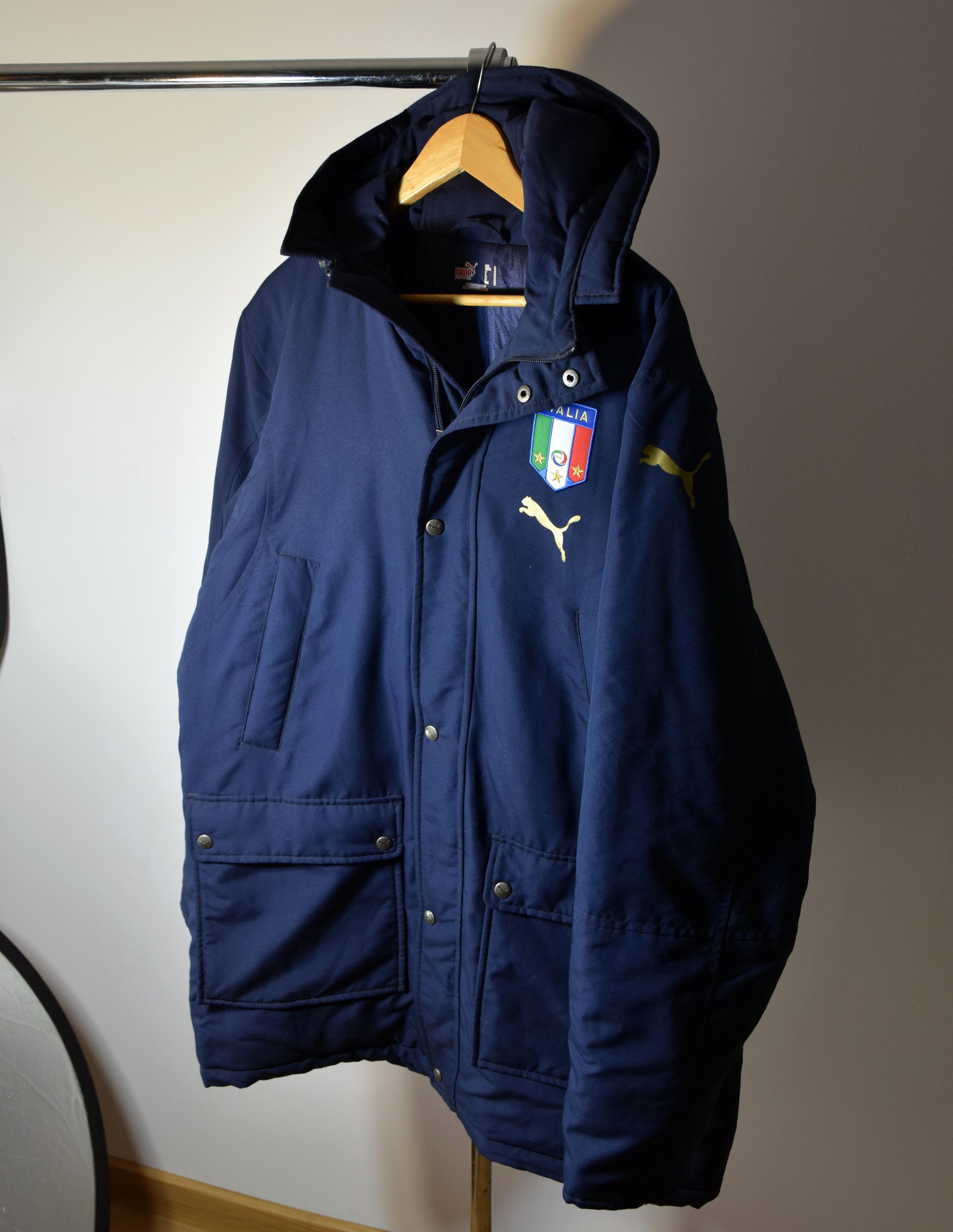 Puma Puffed Italy National Official Soccer Parka Jacket M Jersey Size US M / EU 48-50 / 2 - 4 Thumbnail