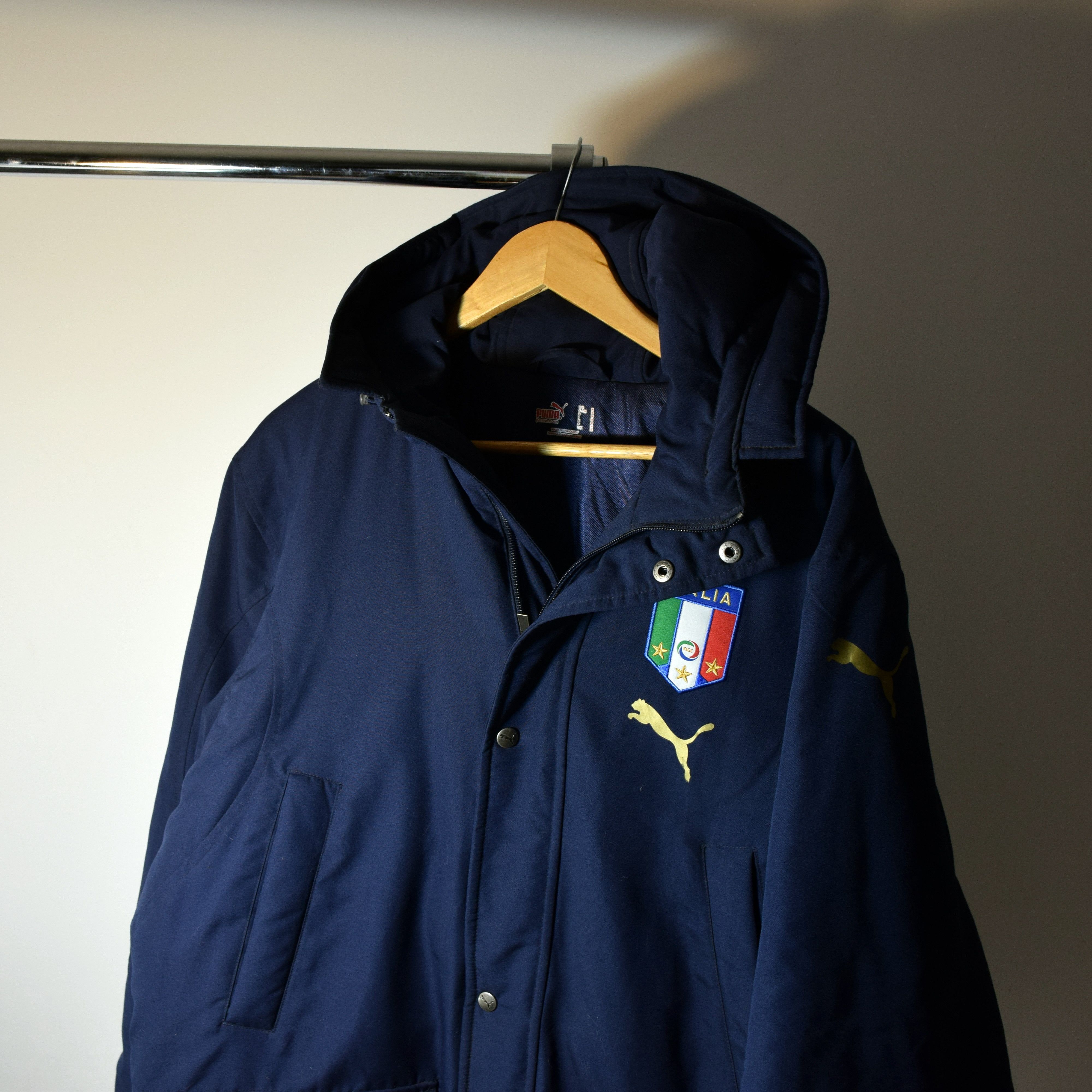 Puma Puffed Italy National Official Soccer Parka Jacket M Jersey Size US M / EU 48-50 / 2 - 5 Thumbnail