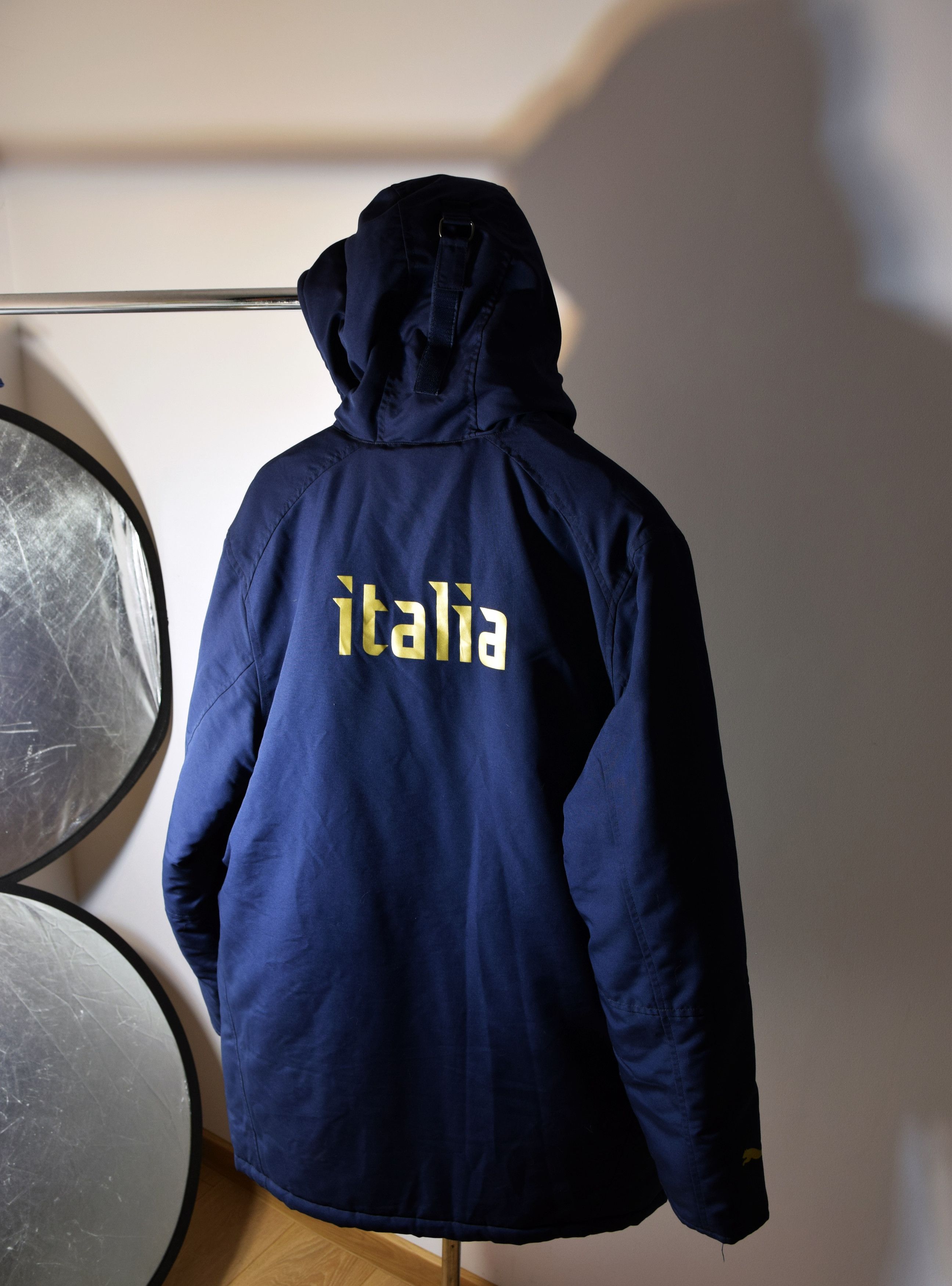 Puma Puffed Italy National Official Soccer Parka Jacket M Jersey Size US M / EU 48-50 / 2 - 2 Thumbnail
