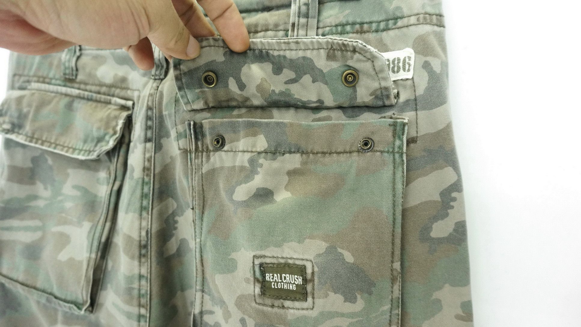 Other Vtg REAL CRUSH CLOTHING Dusty Camo Military Worn Cargo Pant Size US 33 - 10 Thumbnail