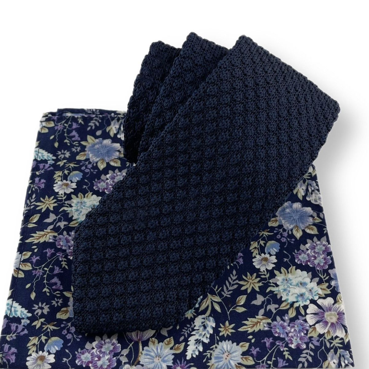 Other Men’s Navy Knit Necktie & Floral Pocket Square Set Size ONE SIZE - 2 Thumbnail