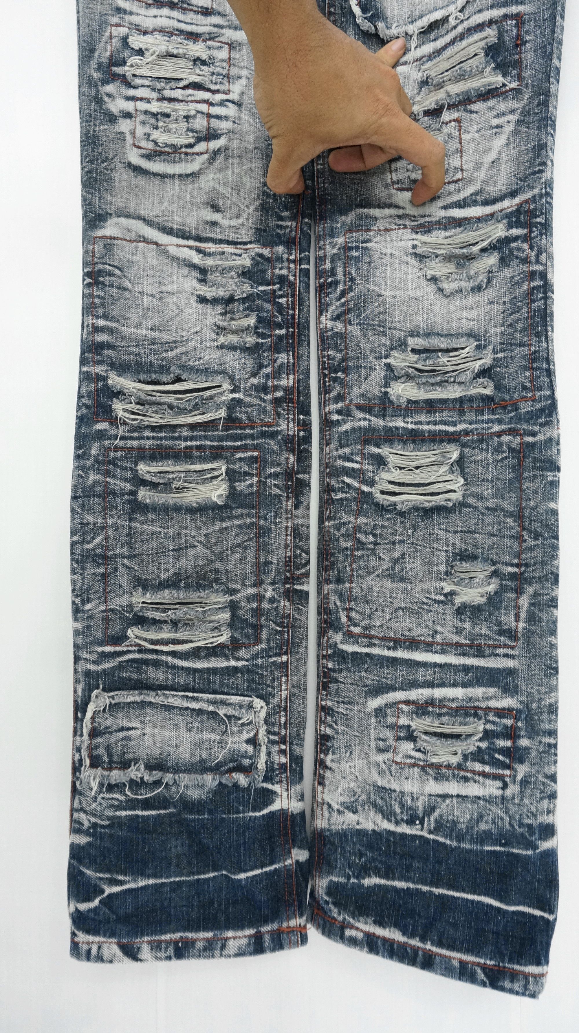 LOWBOX Dope 🔥 LOWBOX Slimfit Punk Distressed Ripped Patch Jeans Size US 30 / EU 46 - 6 Thumbnail