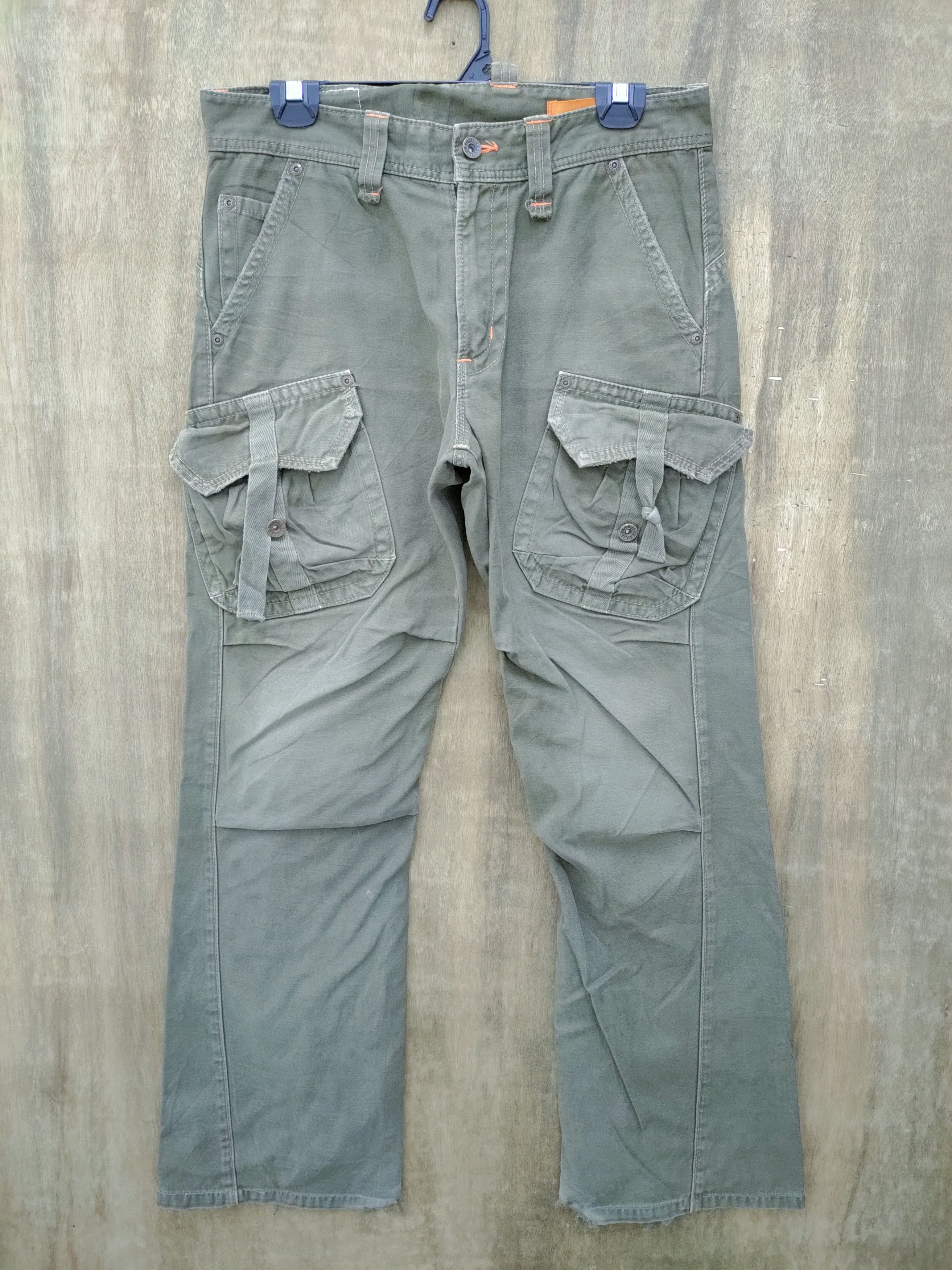 Edwin FLARE VINTAGE EDWIN FADED OLIVE GREEN CARGO PANTS Size US 31 - 1 Thumbnail