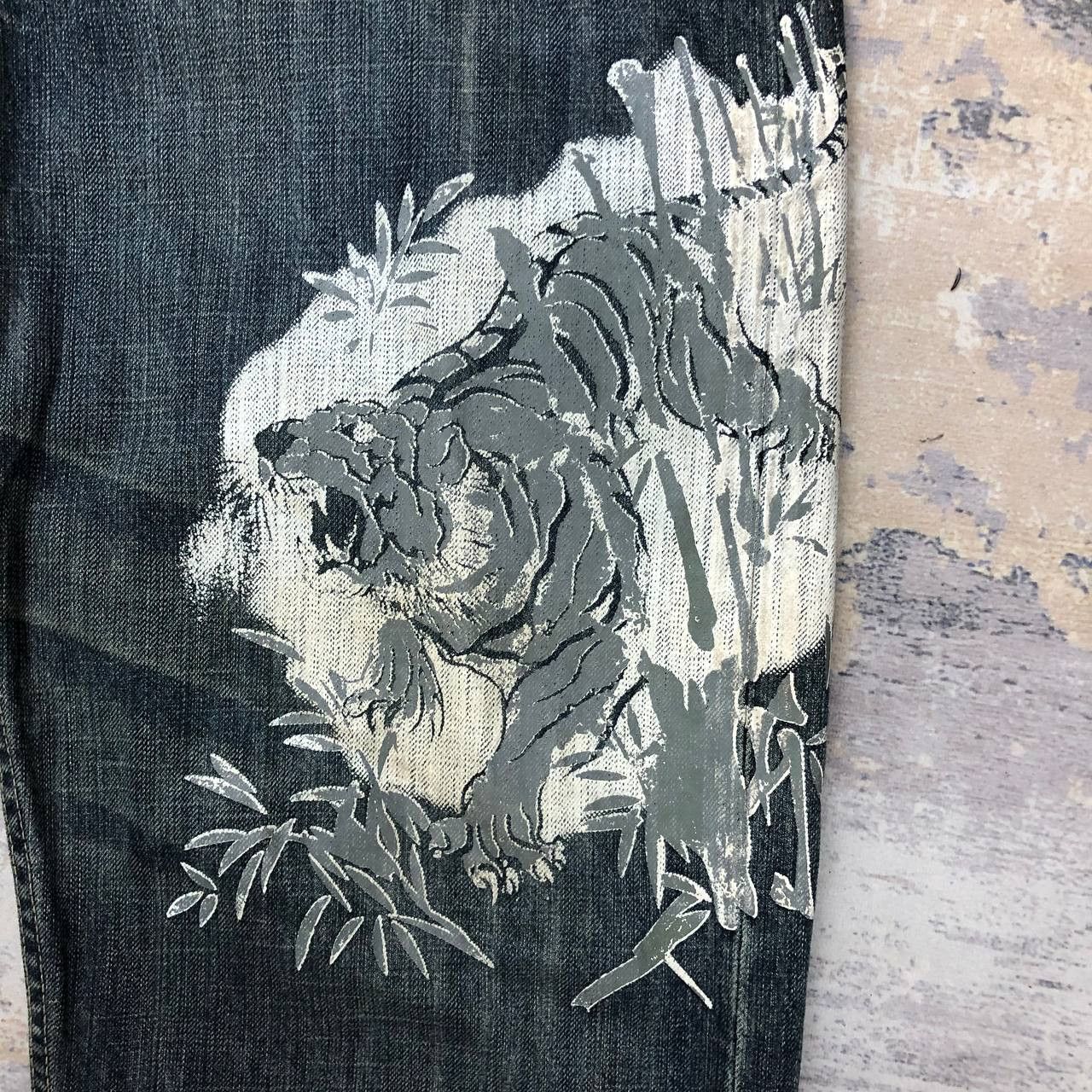 Japanese Brand P661 JAPAN VTG SUKAJAN TIGER PAINT DENIM Size US 36 / EU 52 - 5 Thumbnail