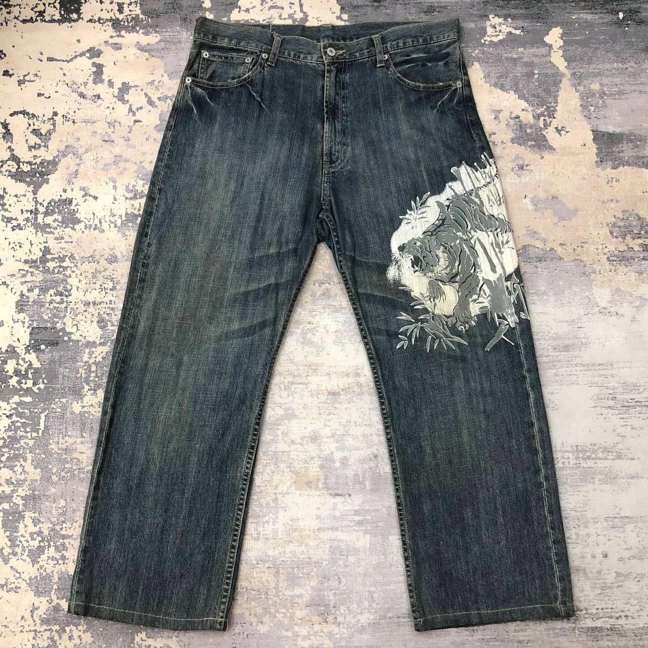 Japanese Brand P661 JAPAN VTG SUKAJAN TIGER PAINT DENIM Size US 36 / EU 52 - 2 Thumbnail
