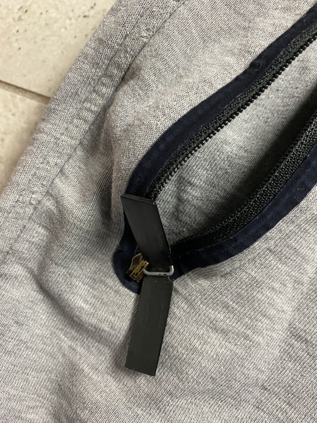 Burberry × Designer Burberry Sport grey sweatpants Size US 30 / EU 46 - 6 Thumbnail
