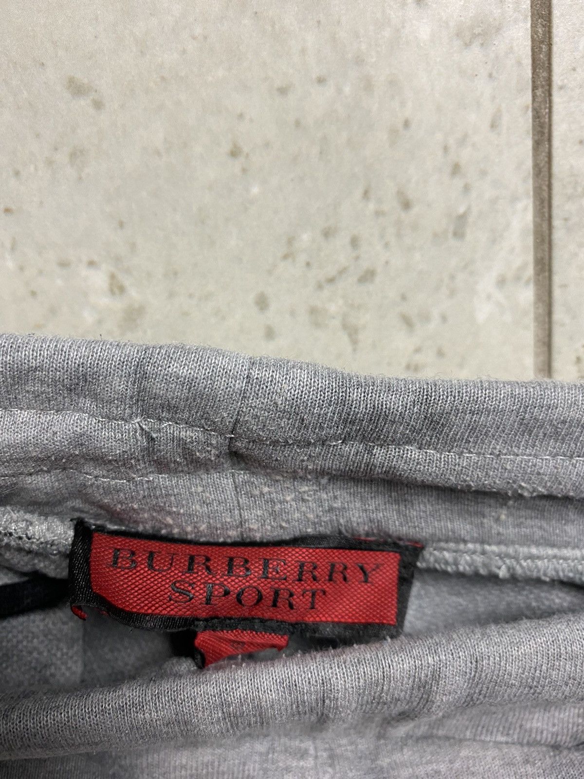 Burberry × Designer Burberry Sport grey sweatpants Size US 30 / EU 46 - 3 Thumbnail