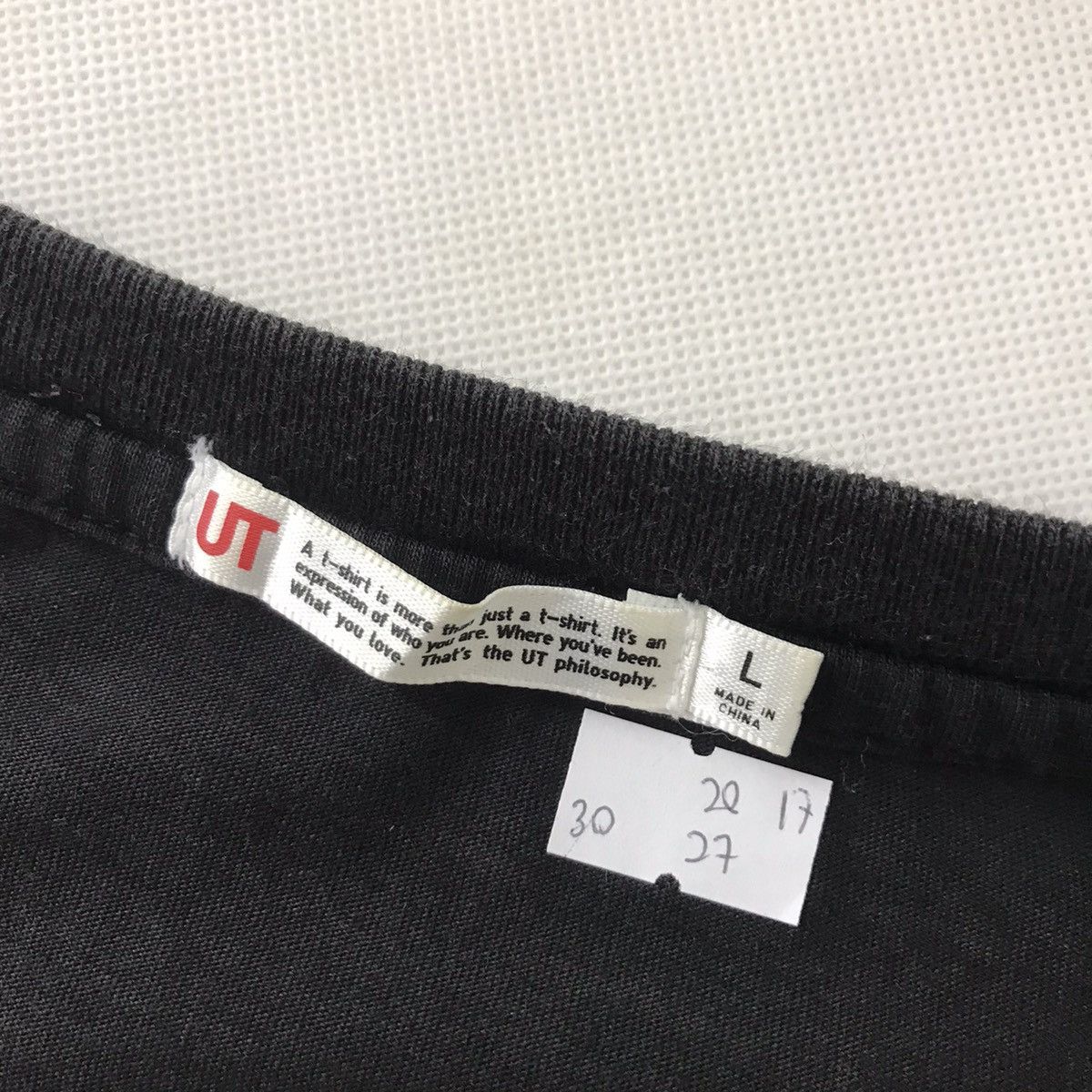 Japanese Brand × One Piece One piece Uniqlo Black leg Sanji Tshirt Size US L / EU 52-54 / 3 - 5 Thumbnail