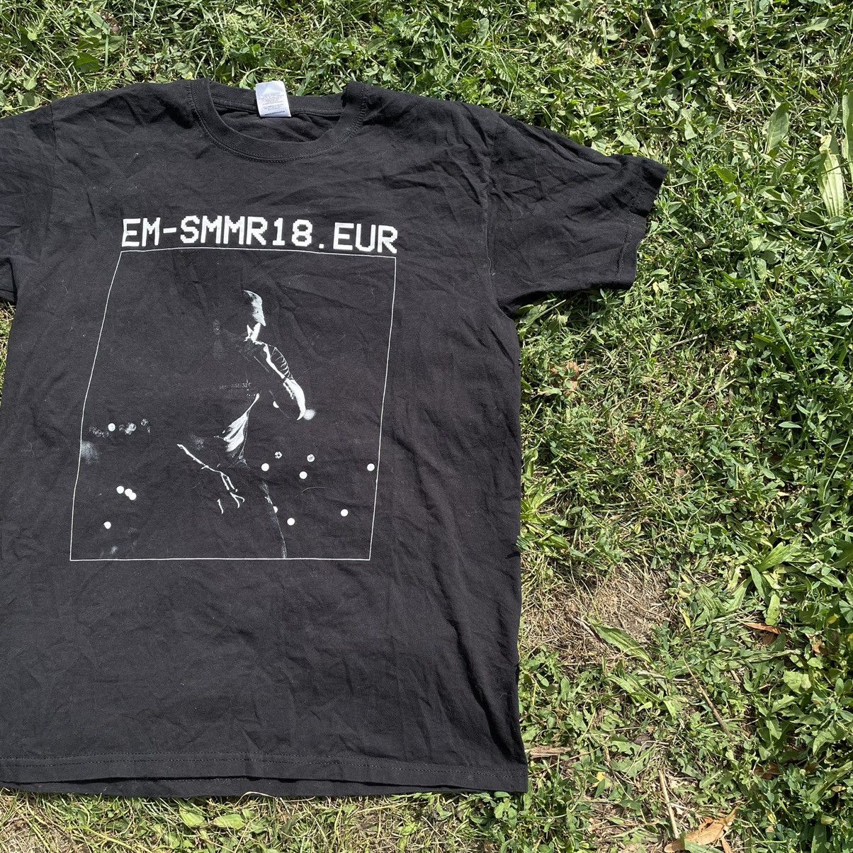 Vintage Vintage Y2K Eminem Tour Graphic Tee Faded Black Indie Drip S Size US S / EU 44-46 / 1 - 2 Thumbnail