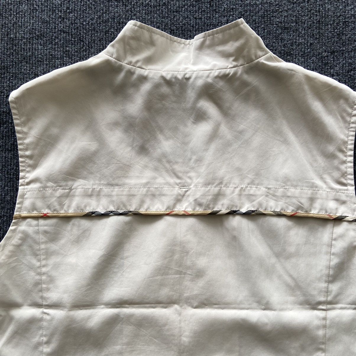 Burberry × Vintage Burberry London Nova Check Vest Size US M / EU 48-50 / 2 - 7 Thumbnail